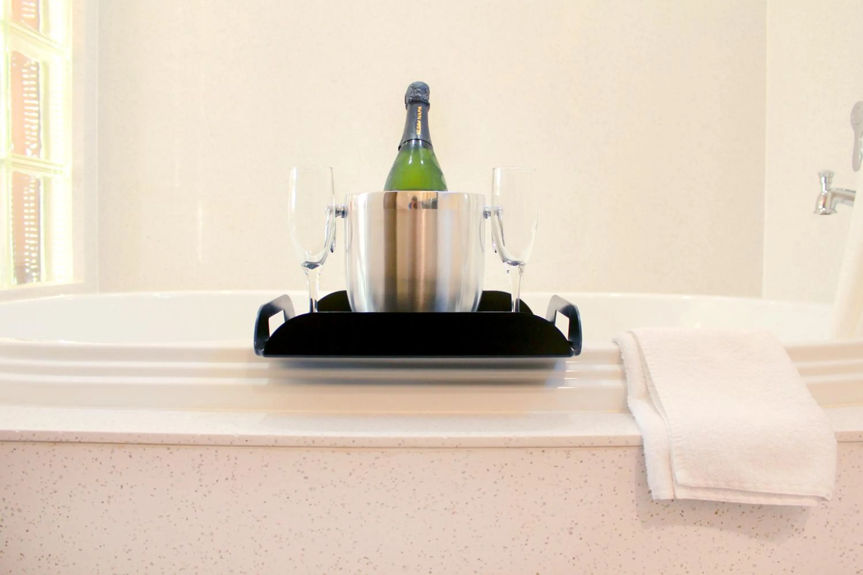 Bathroom in Regency Inn