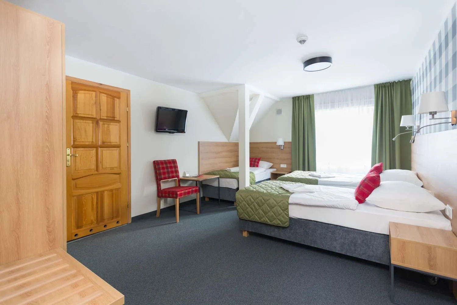 Photo of the whole room, Bed in Leśny Dwór Karpacz Piekarnia Mio Padre Restauracja Mamma Mia