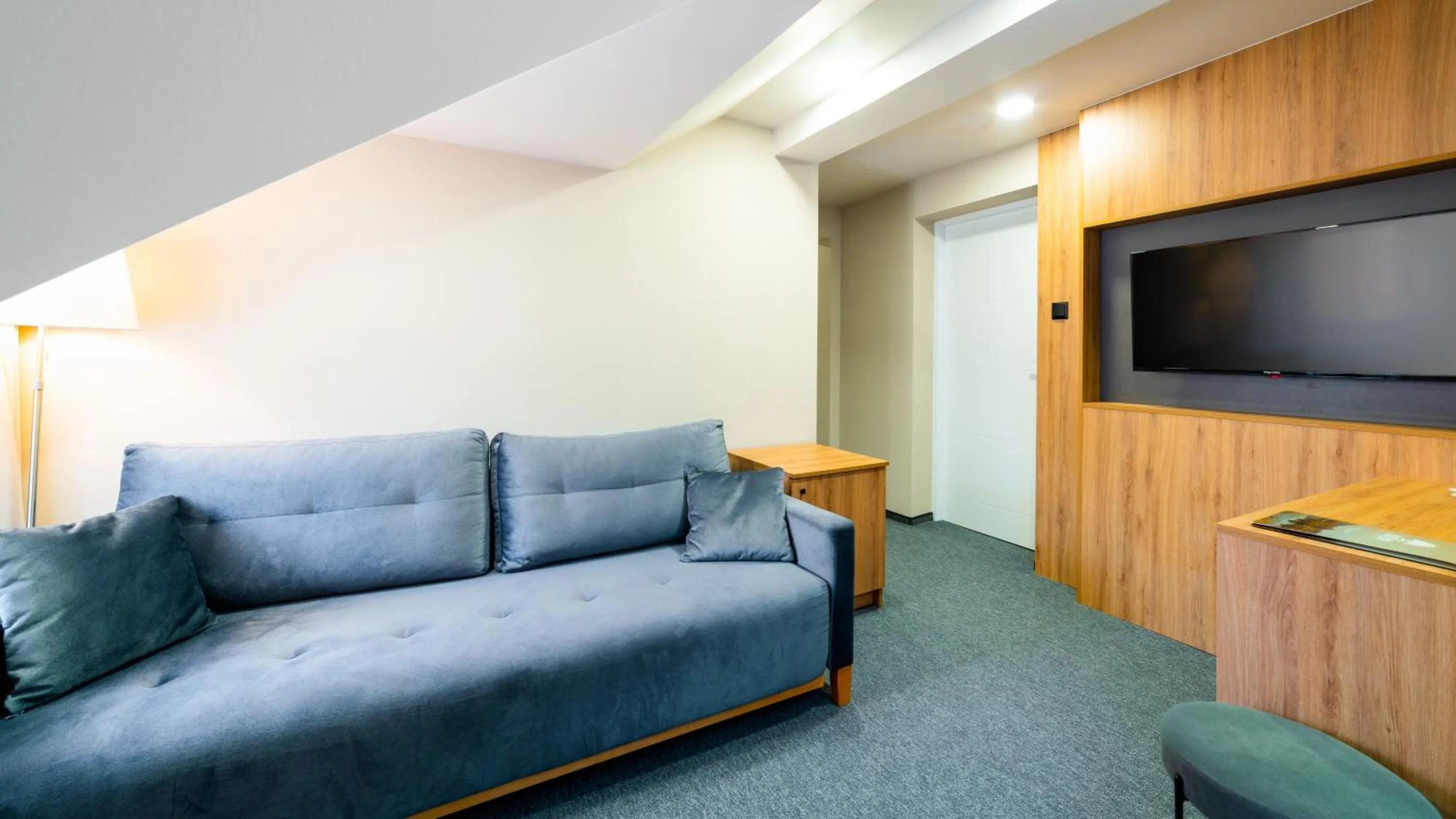 Communal lounge/ TV room in Leśny Dwór Karpacz Piekarnia Mio Padre Restauracja Mamma Mia