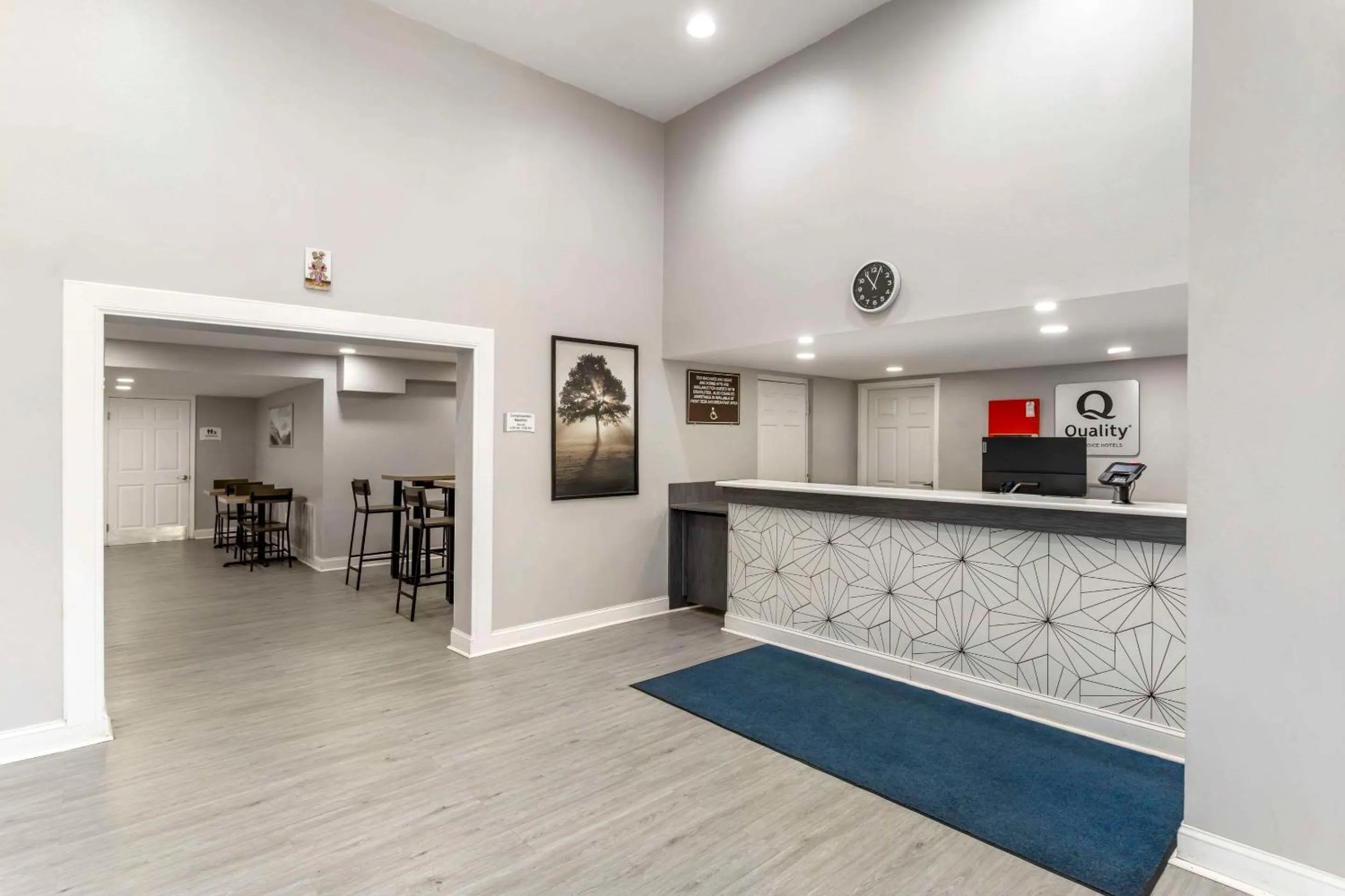Lobby or reception in Quality Inn Gainesville near University