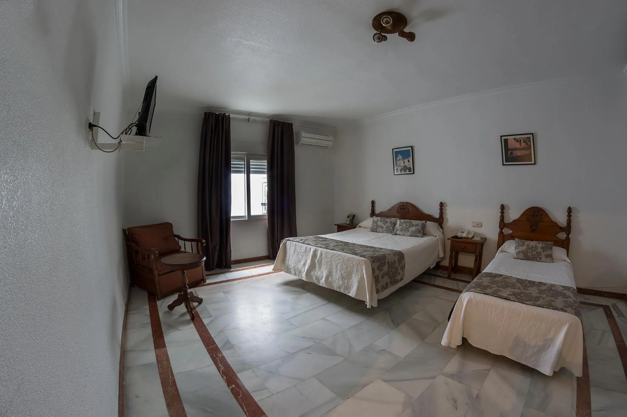 Bed in Hotel La Pinta