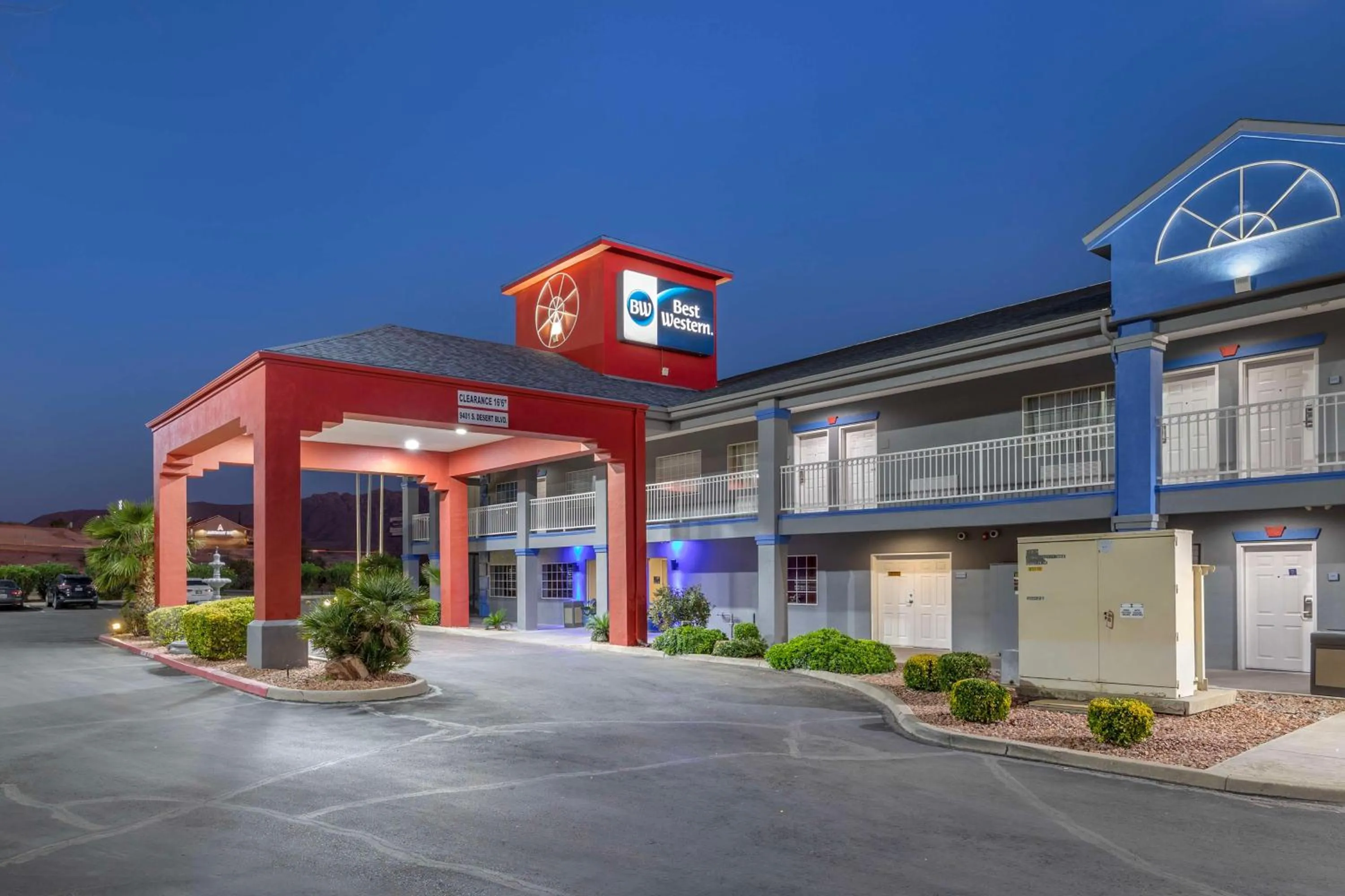 Property building in Best Western Anthony/West El Paso
