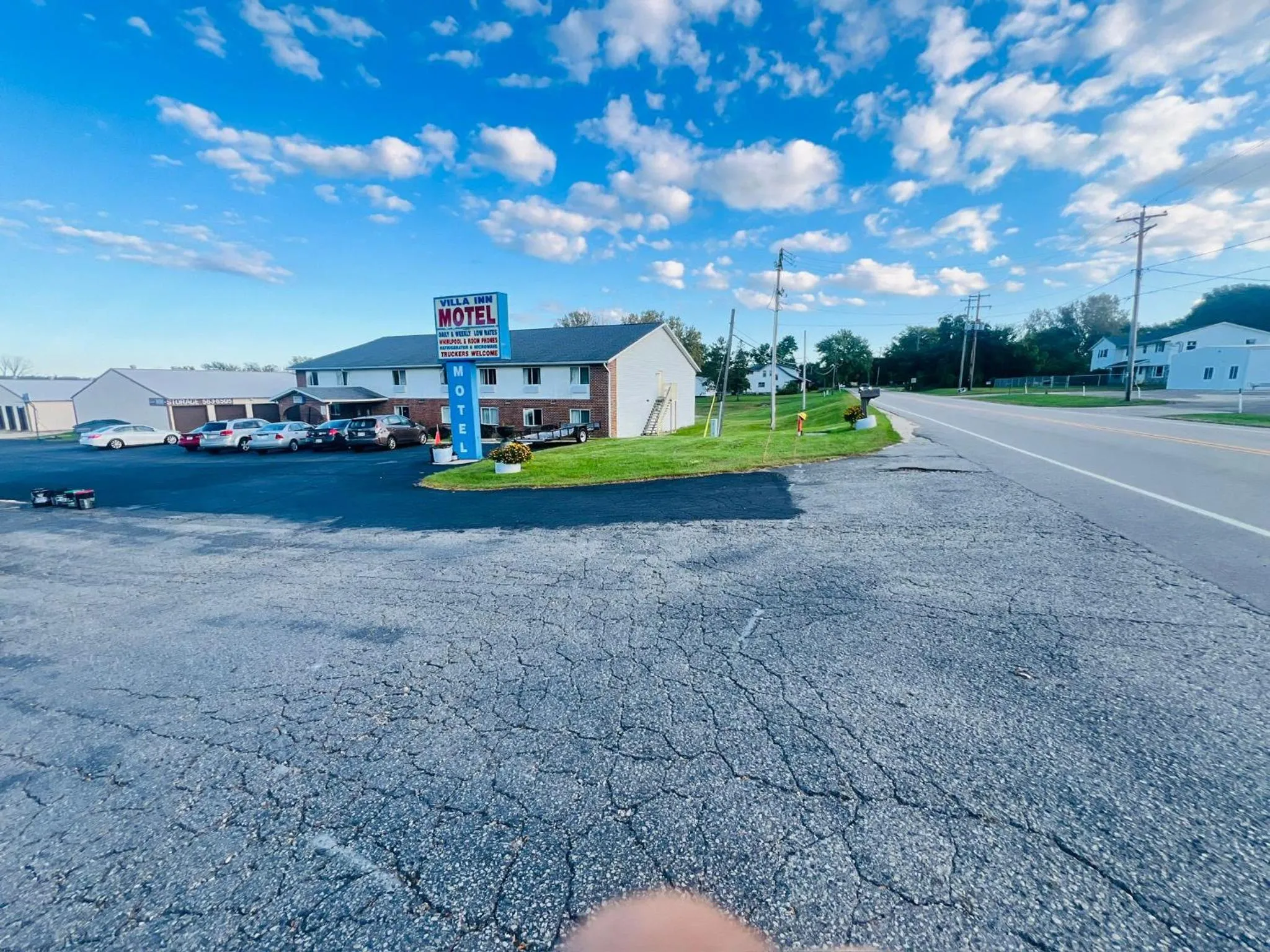 Facade/entrance in Villa Inn Motel Near Hwy 12 WI Capital O