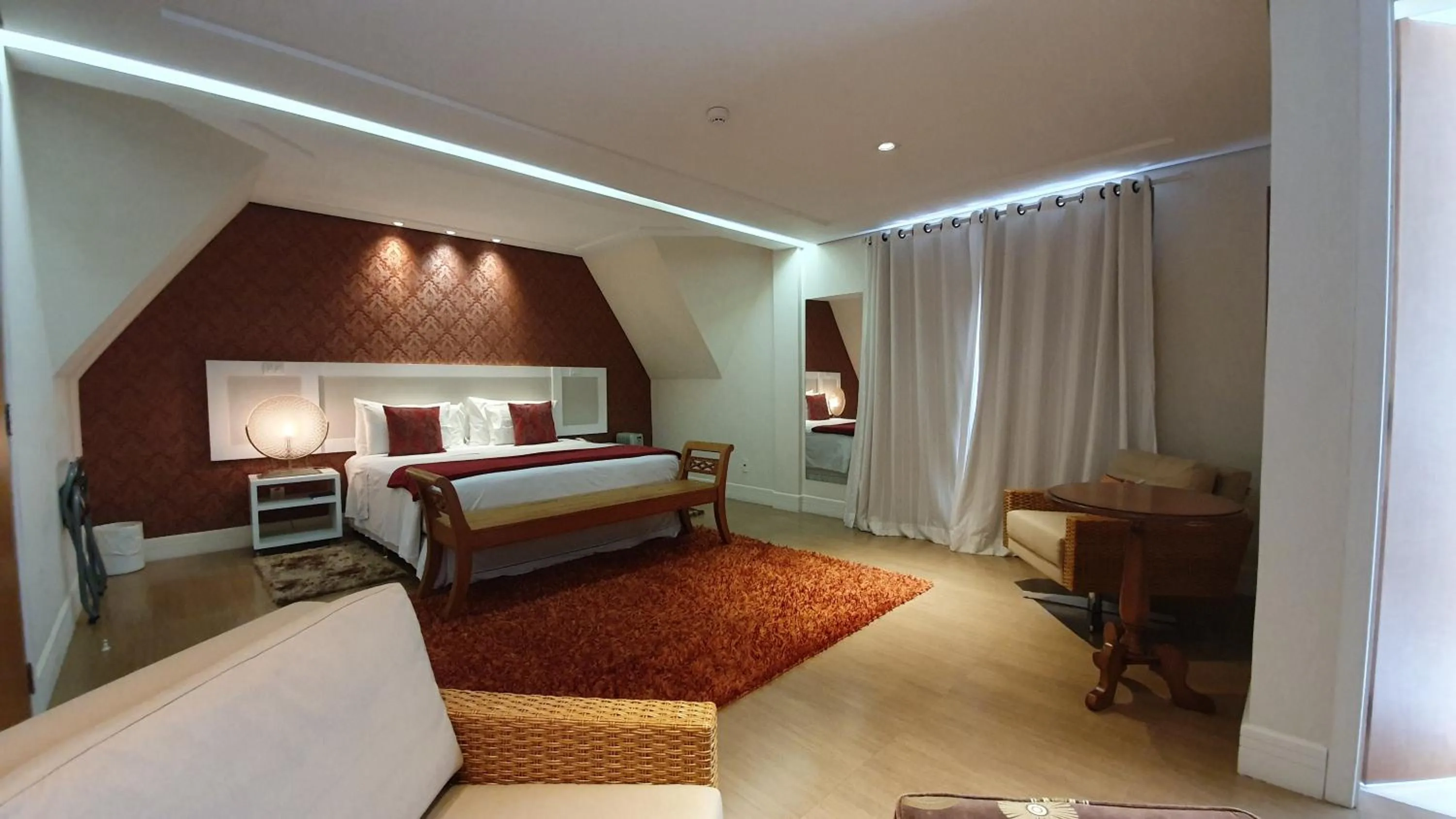 Bed in Pousada Annecy - CAPIVARI Fácil acesso ao centrinho e Baden Bar