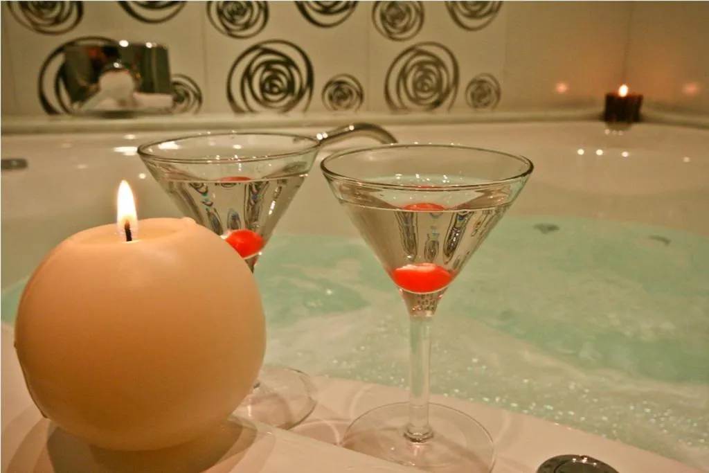 Hot Tub in Pousada Annecy - CAPIVARI Fácil acesso ao centrinho e Baden Bar