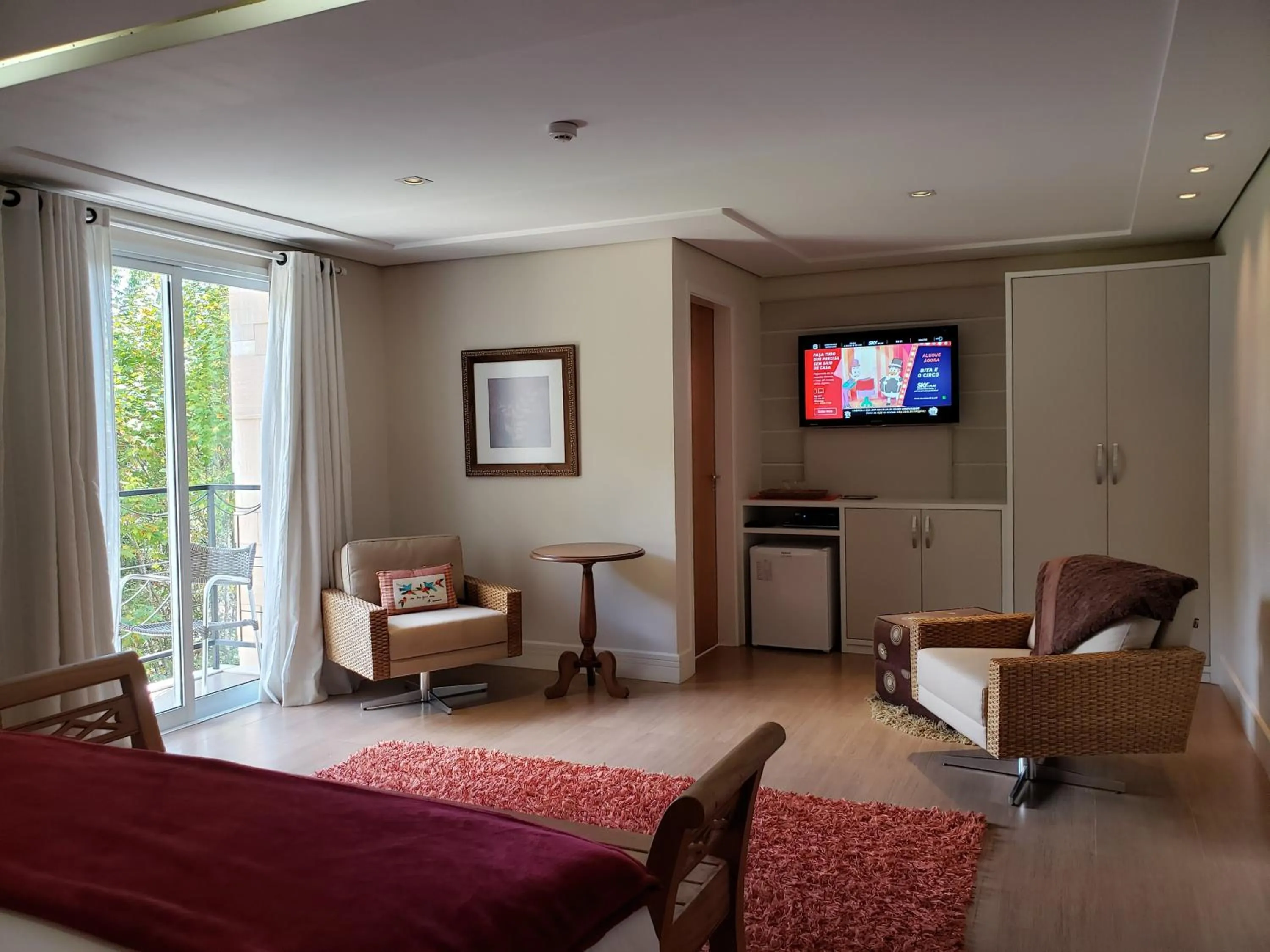 Bed in Pousada Annecy - CAPIVARI Fácil acesso ao centrinho e Baden Bar