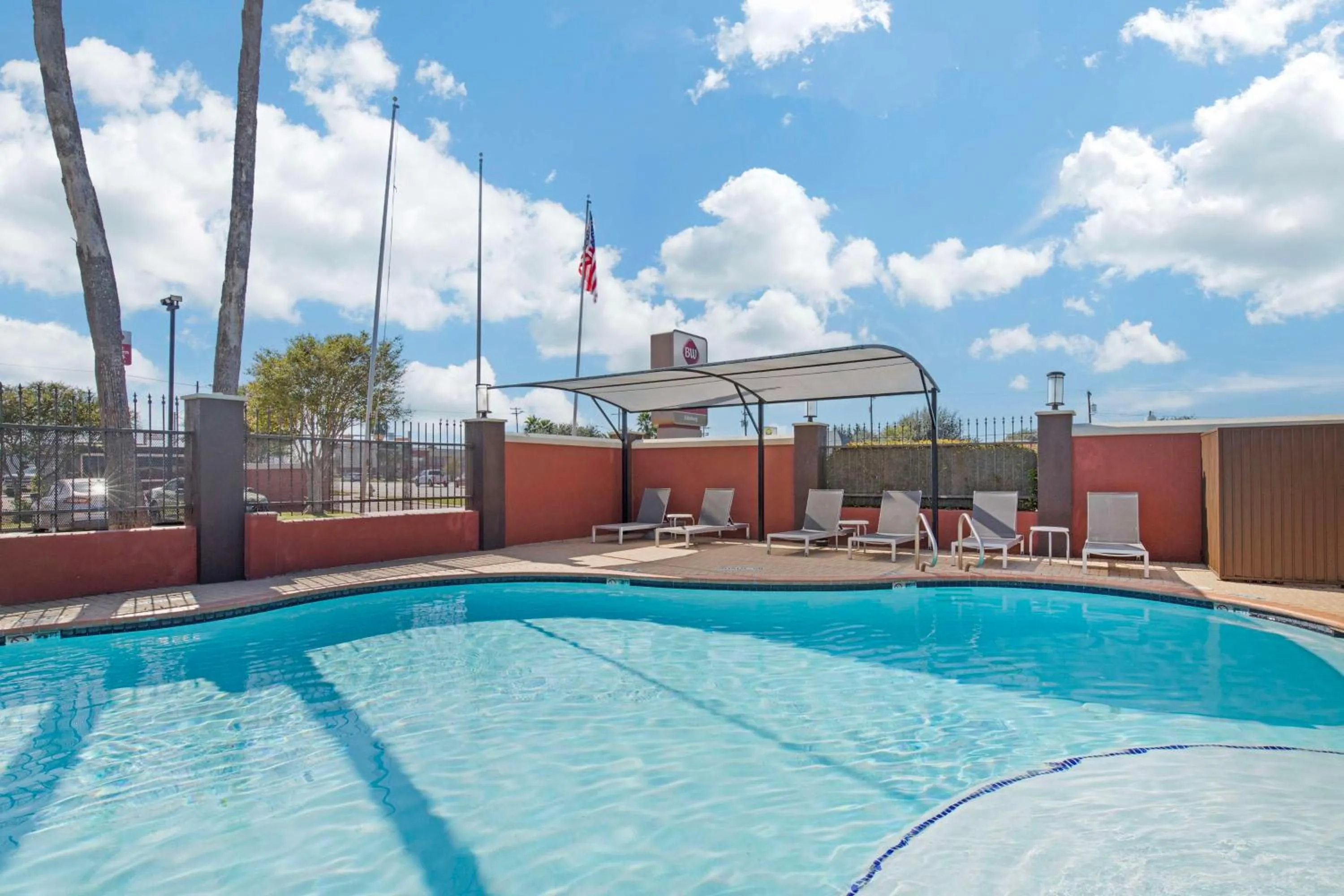 Pool view in Best Western Plus Edinburg Inn & Suites