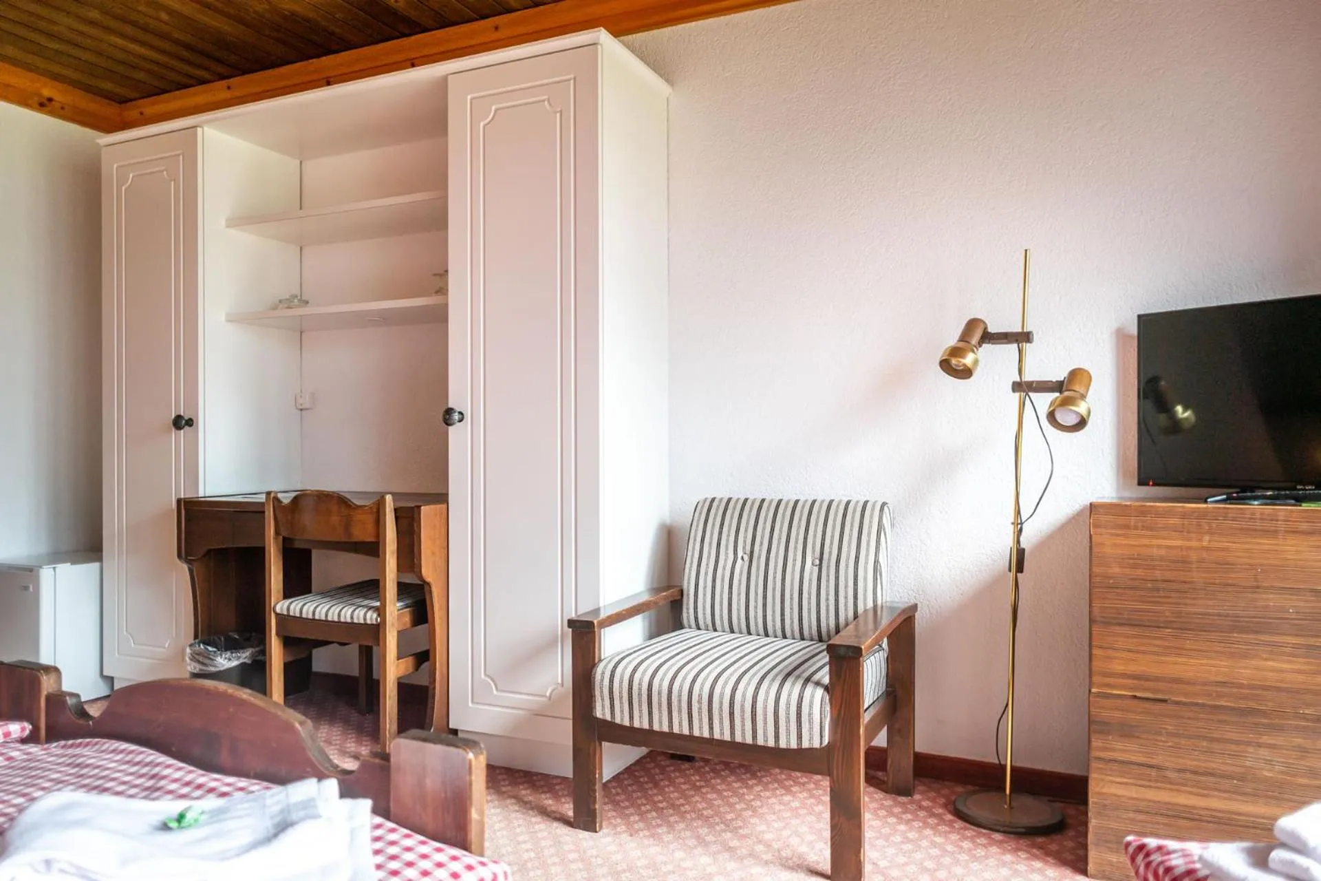 TV and multimedia, Bed in Hotel Gletscherblick Grindelwald