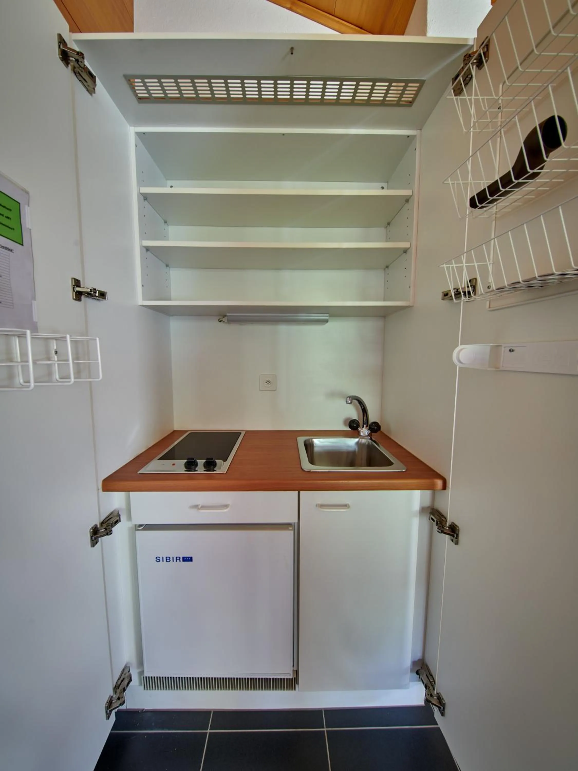 Kitchen or kitchenette in Hotel Gletscherblick Grindelwald