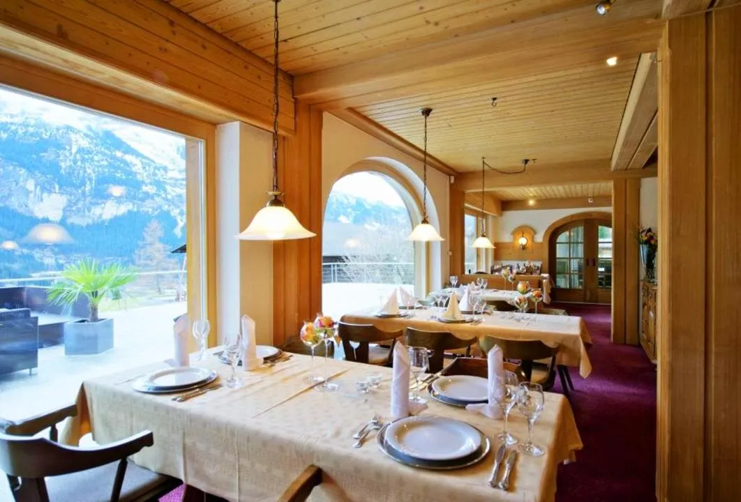 Restaurant/places to eat in Hotel Gletscherblick Grindelwald