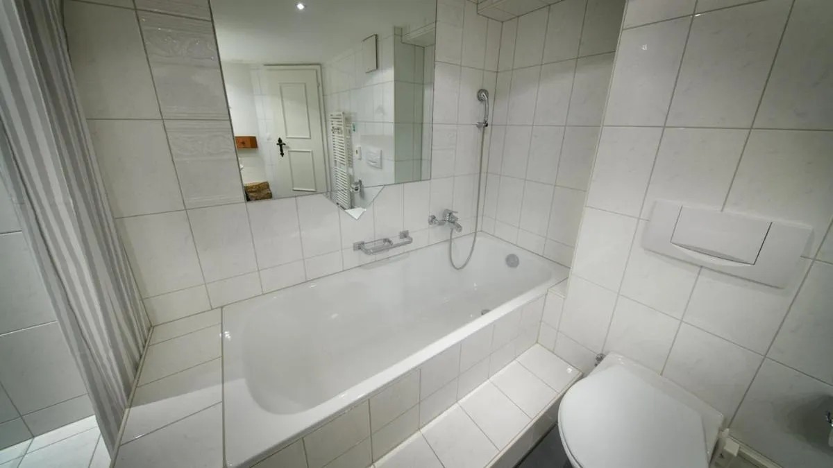 Shower in Hotel Gletscherblick Grindelwald