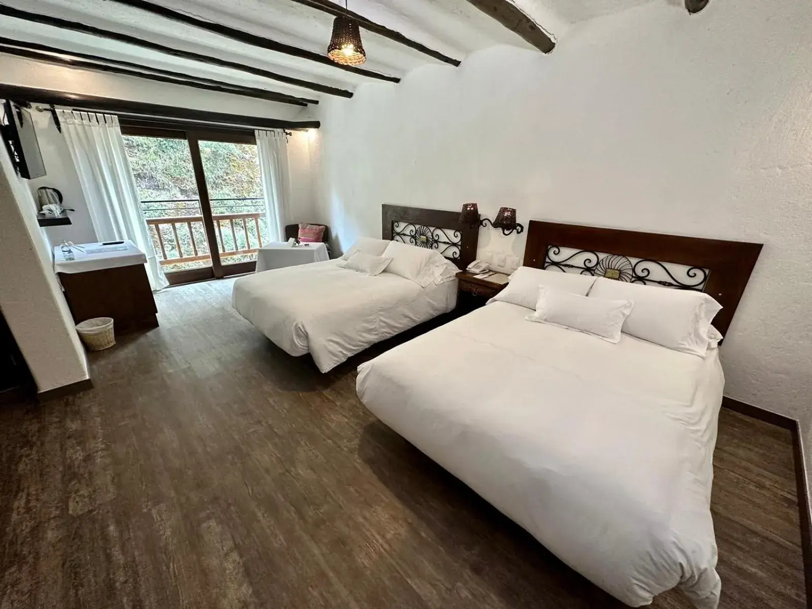 Deluxe Twin Room with River View in Hatun Inti Boutique Deluxe Twin Room with River View in Hatun Inti Boutique