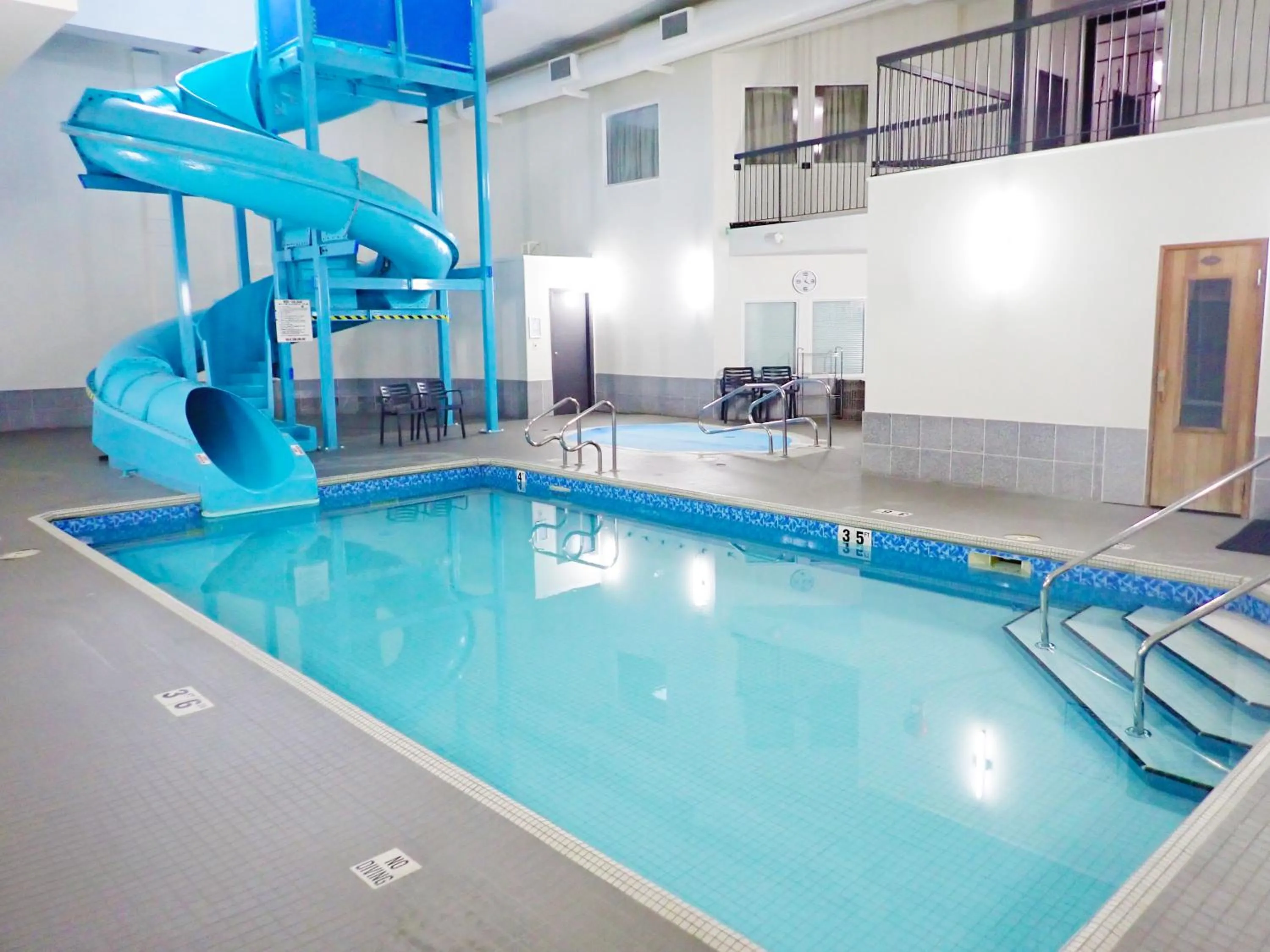 Hot Tub in Days Inn by Wyndham Valemount