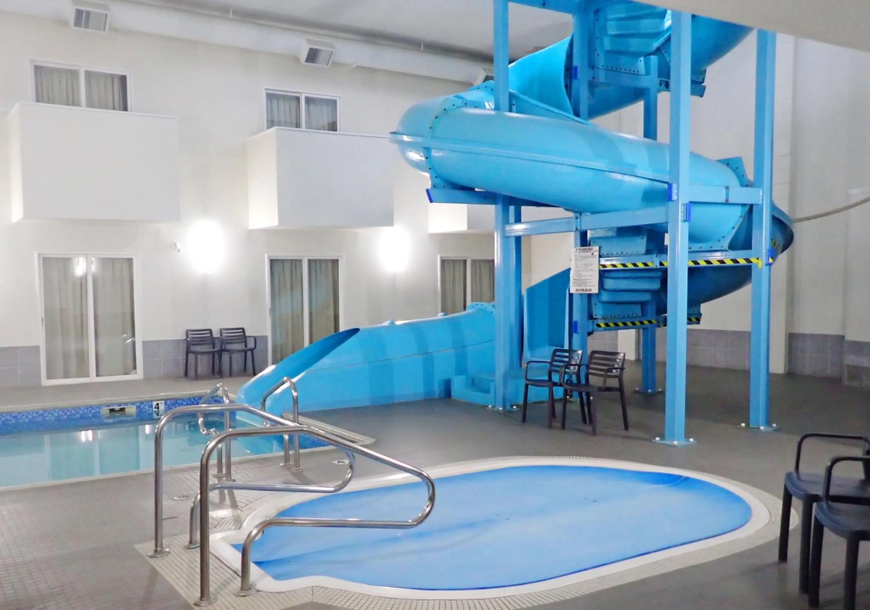 Pool view in Days Inn by Wyndham Valemount