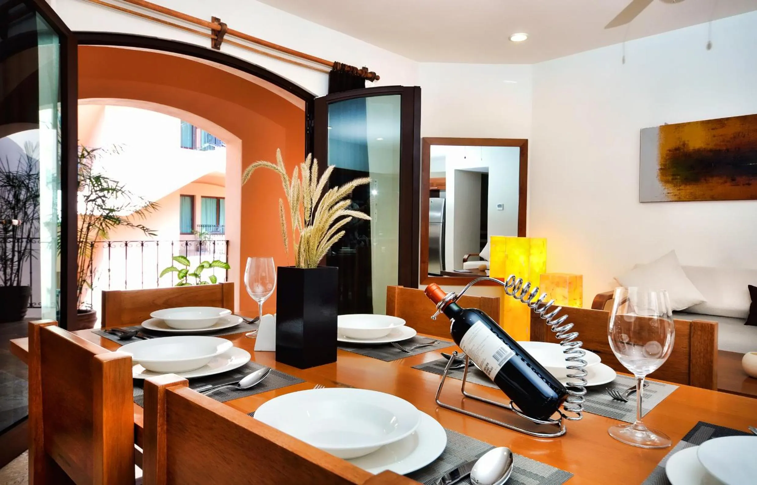 Dining area in Acanto Hotel Playa del Carmen, Trademark Collection by Wyndham