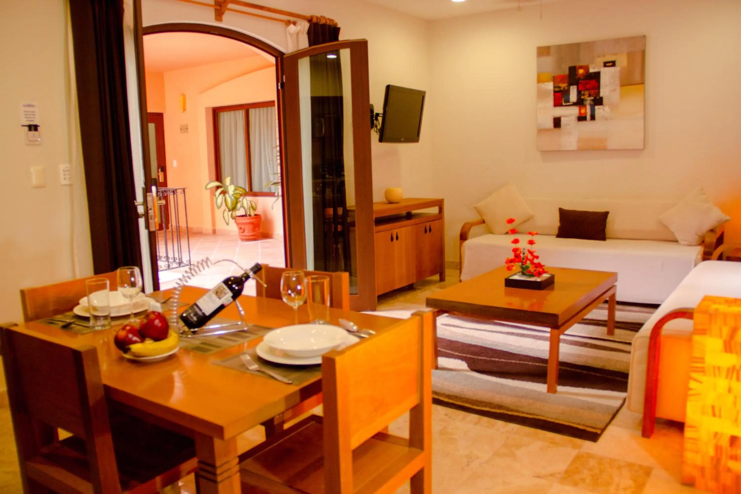 Dining area, Bed in Acanto Hotel Playa del Carmen, Trademark Collection by Wyndham