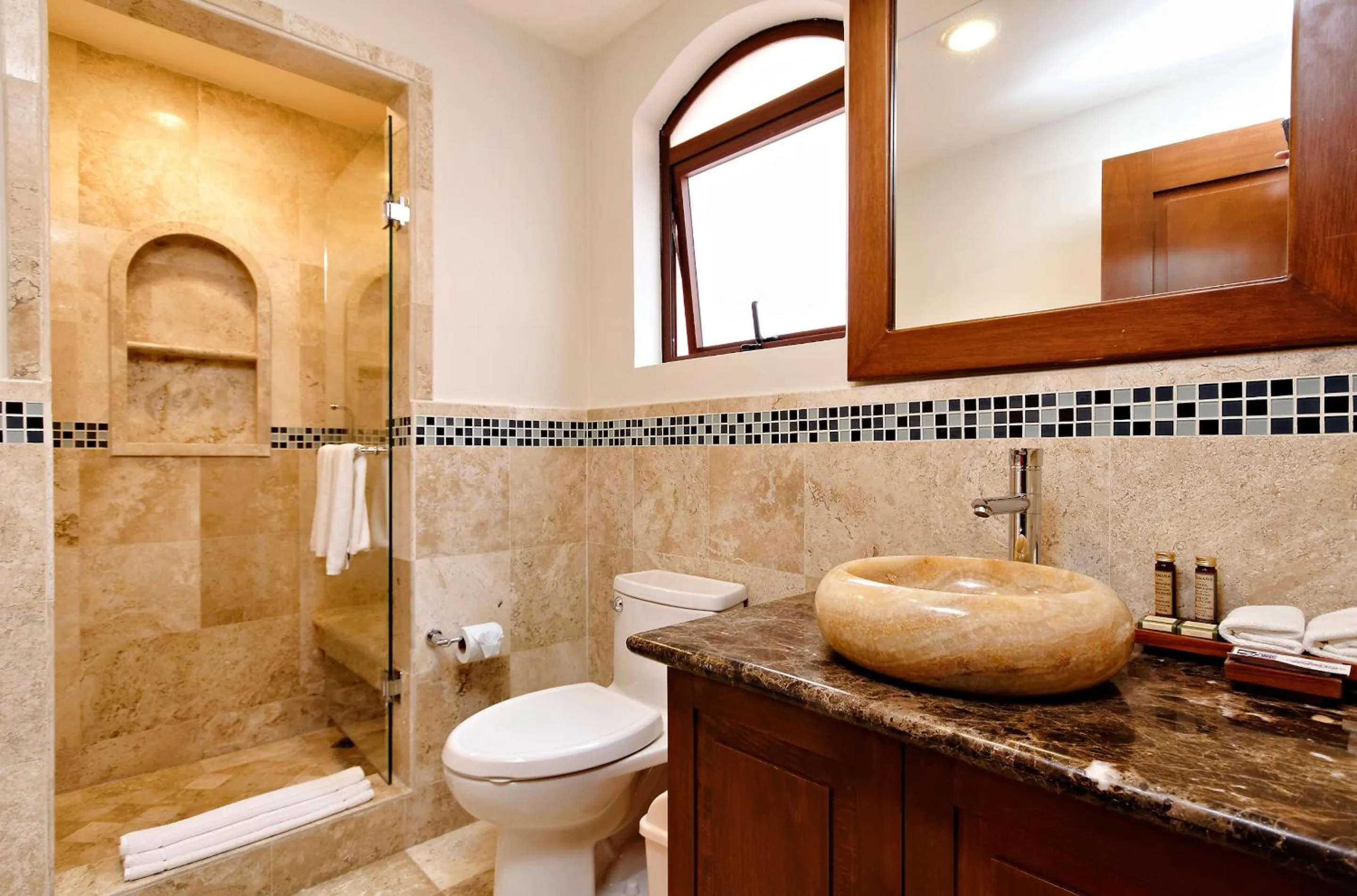 Bathroom in Acanto Hotel Playa del Carmen, Trademark Collection by Wyndham