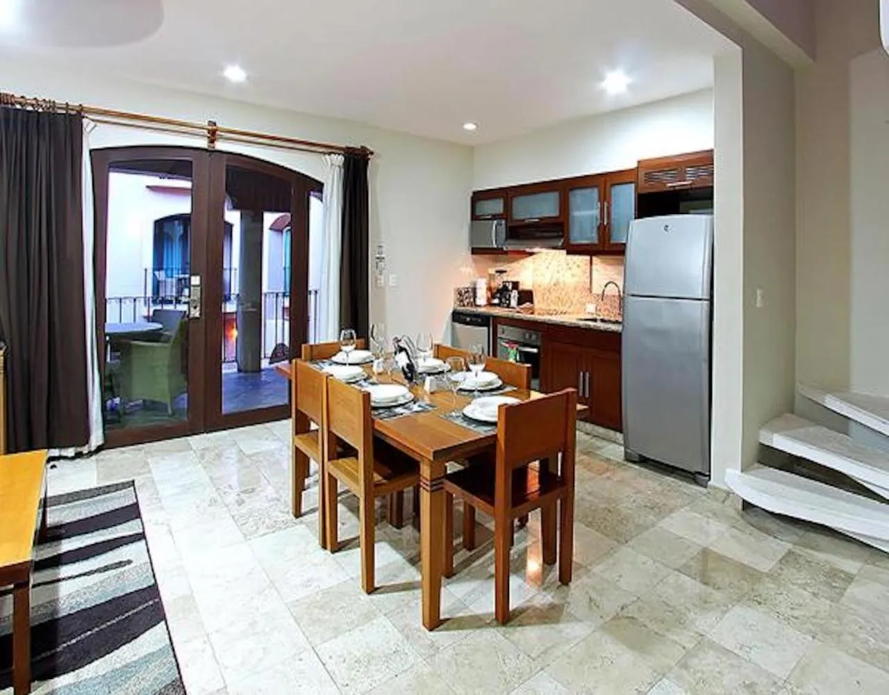 Dining area in Acanto Hotel Playa del Carmen, Trademark Collection by Wyndham