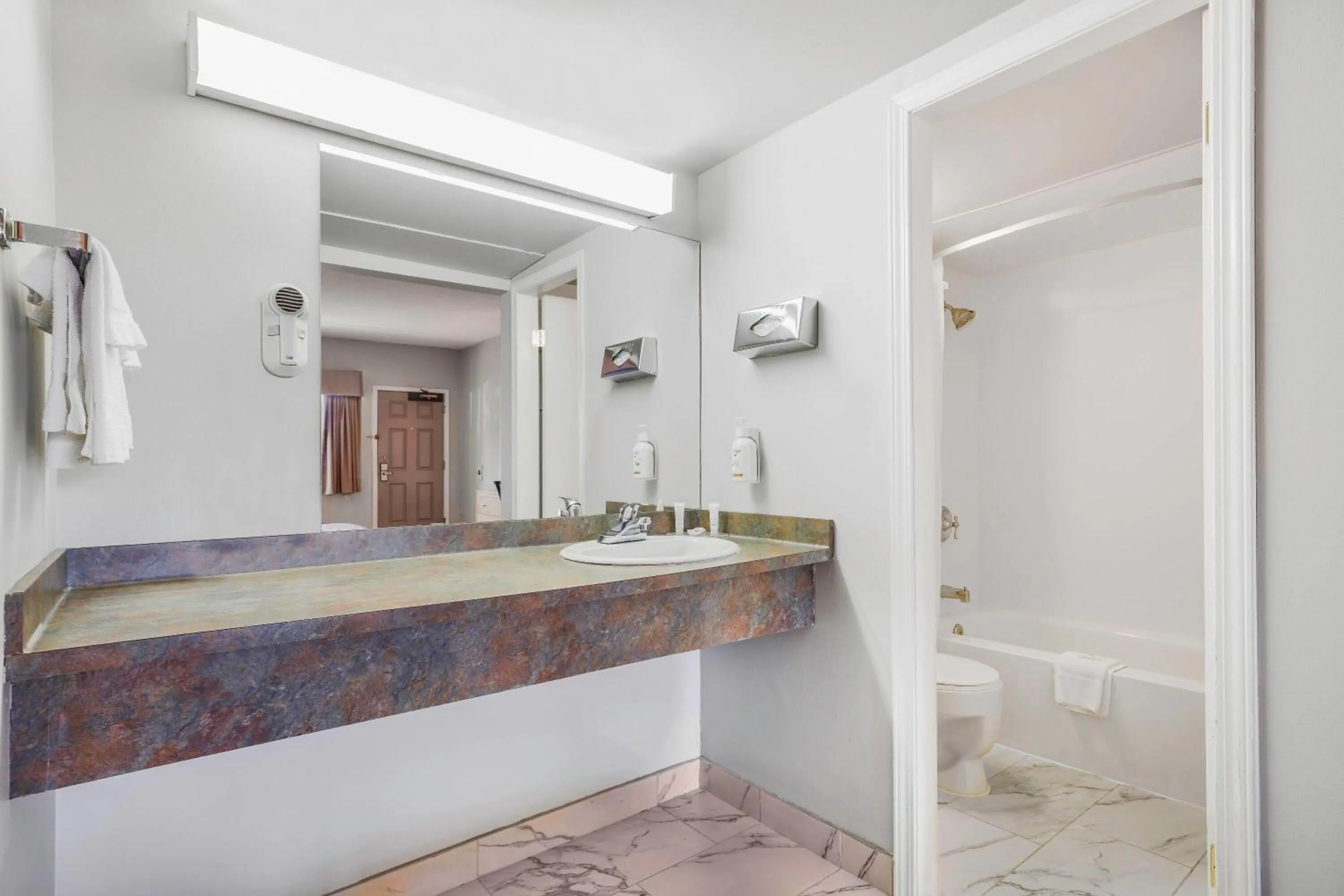 Bathroom in Days Inn by Wyndham Golden