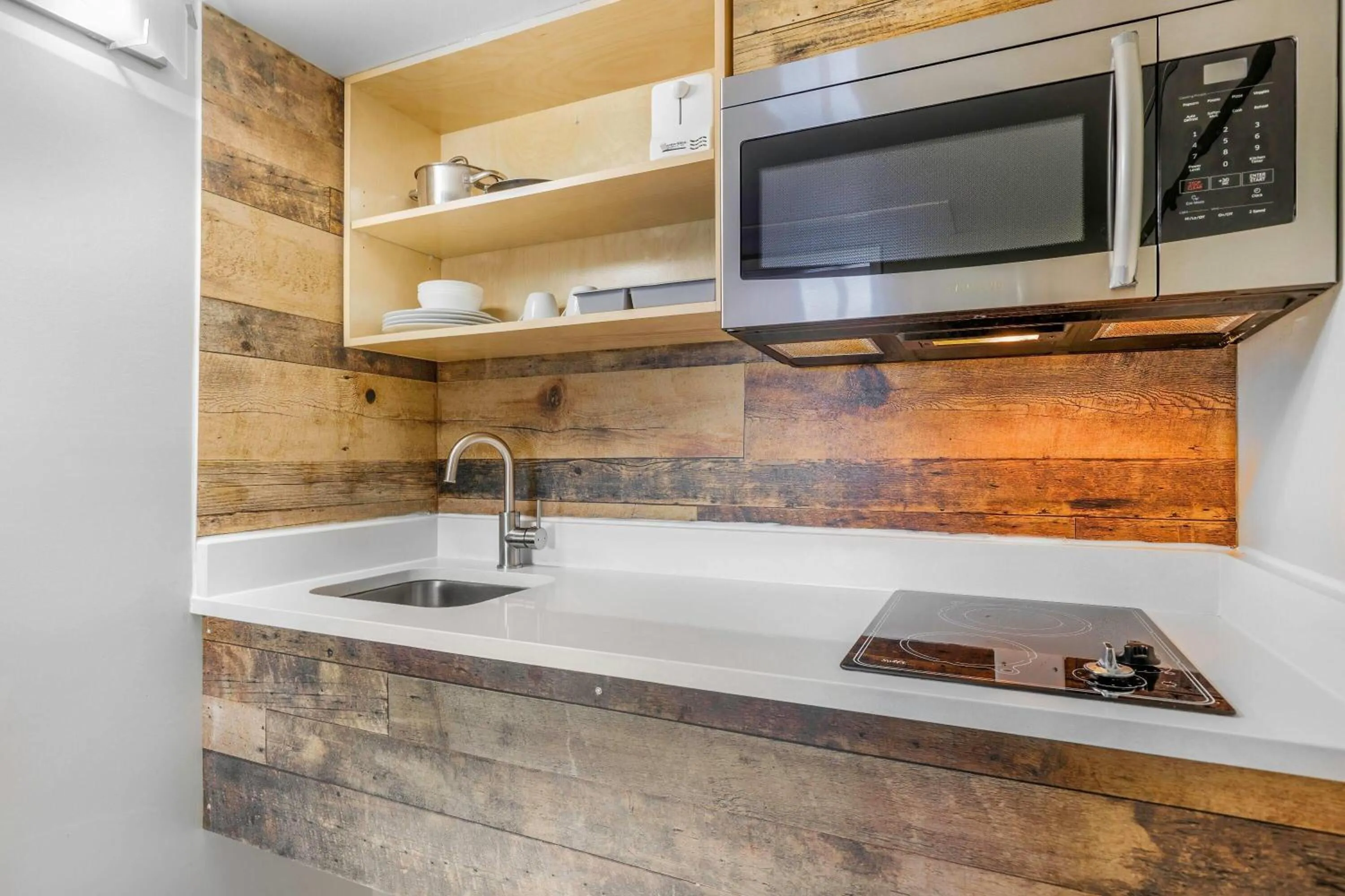 Bed in Days Inn by Wyndham Golden