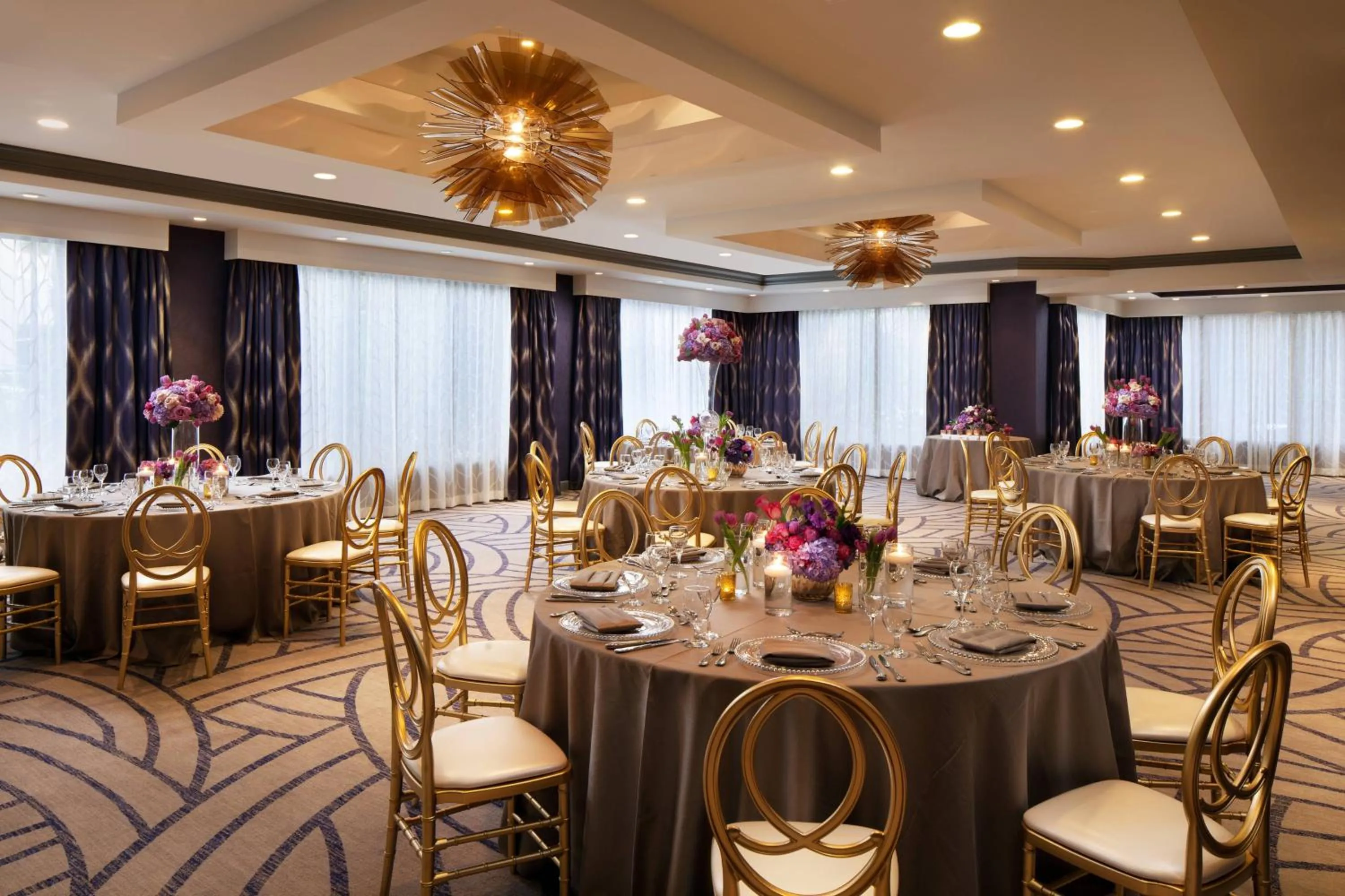 Meeting/conference room in Avenue of the Arts Costa Mesa, a Tribute Portfolio Hotel