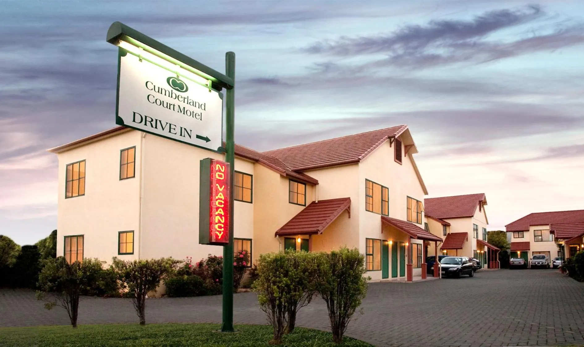 Property logo or sign in Cumberland Court Motel