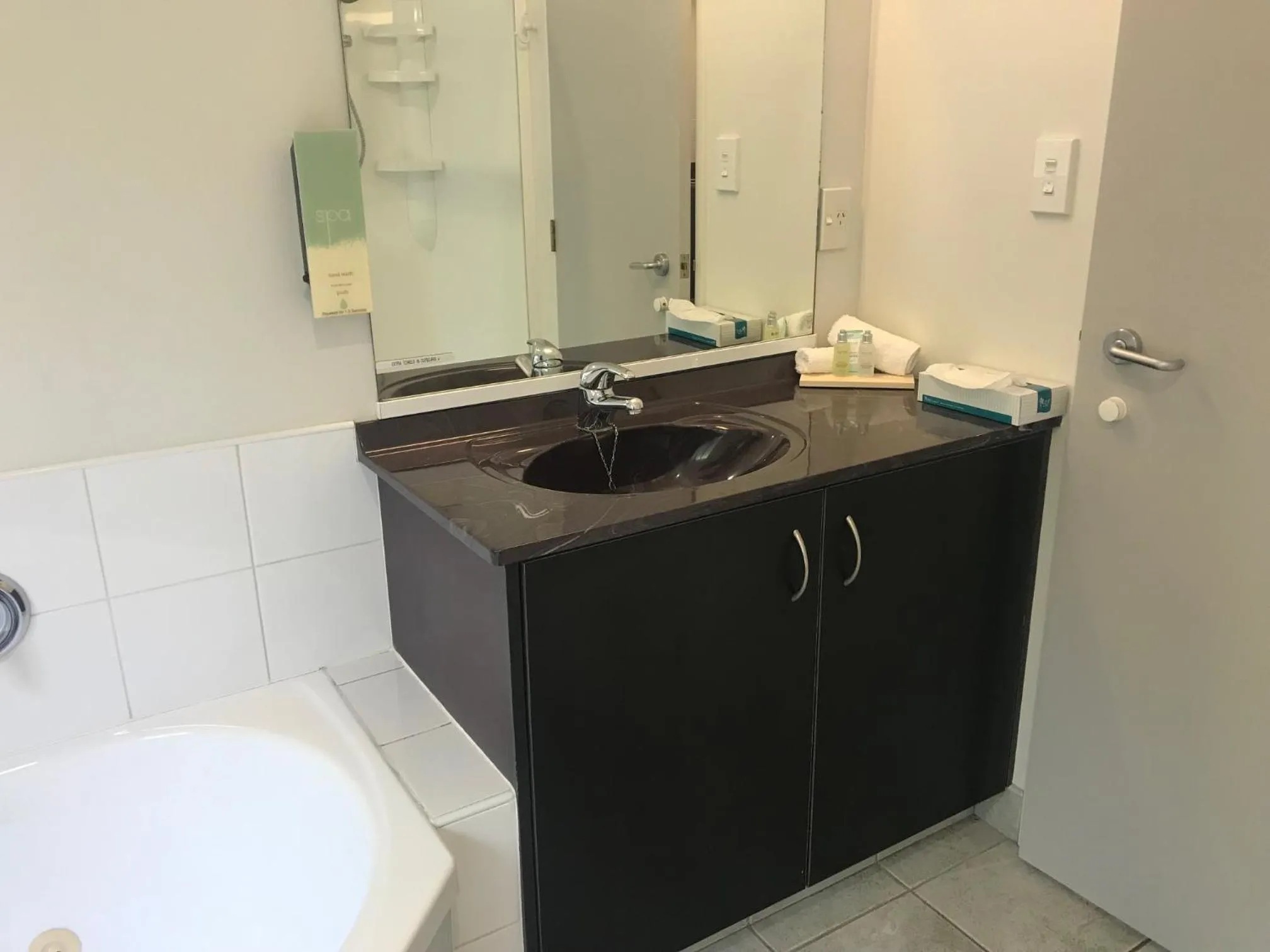 Claremonte Motor Lodge