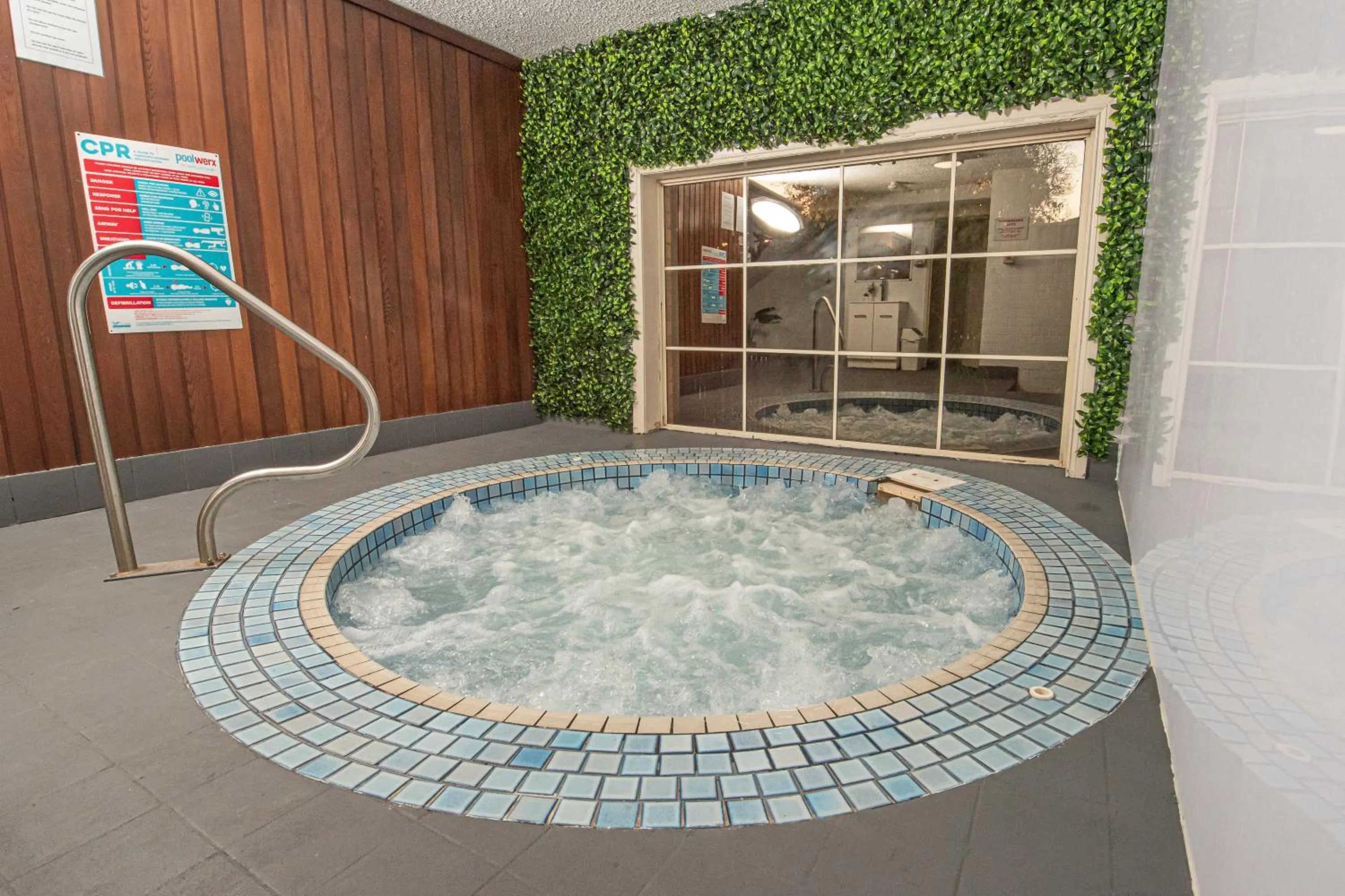 Spa and wellness centre/facilities in Best Western Plus Hovell Tree Inn