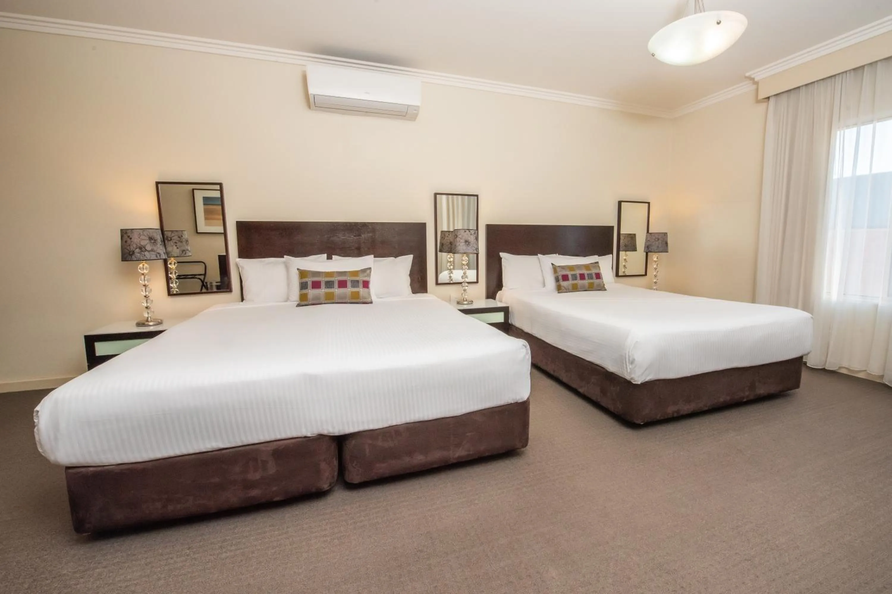 Bedroom, Bed in Best Western Plus Hovell Tree Inn