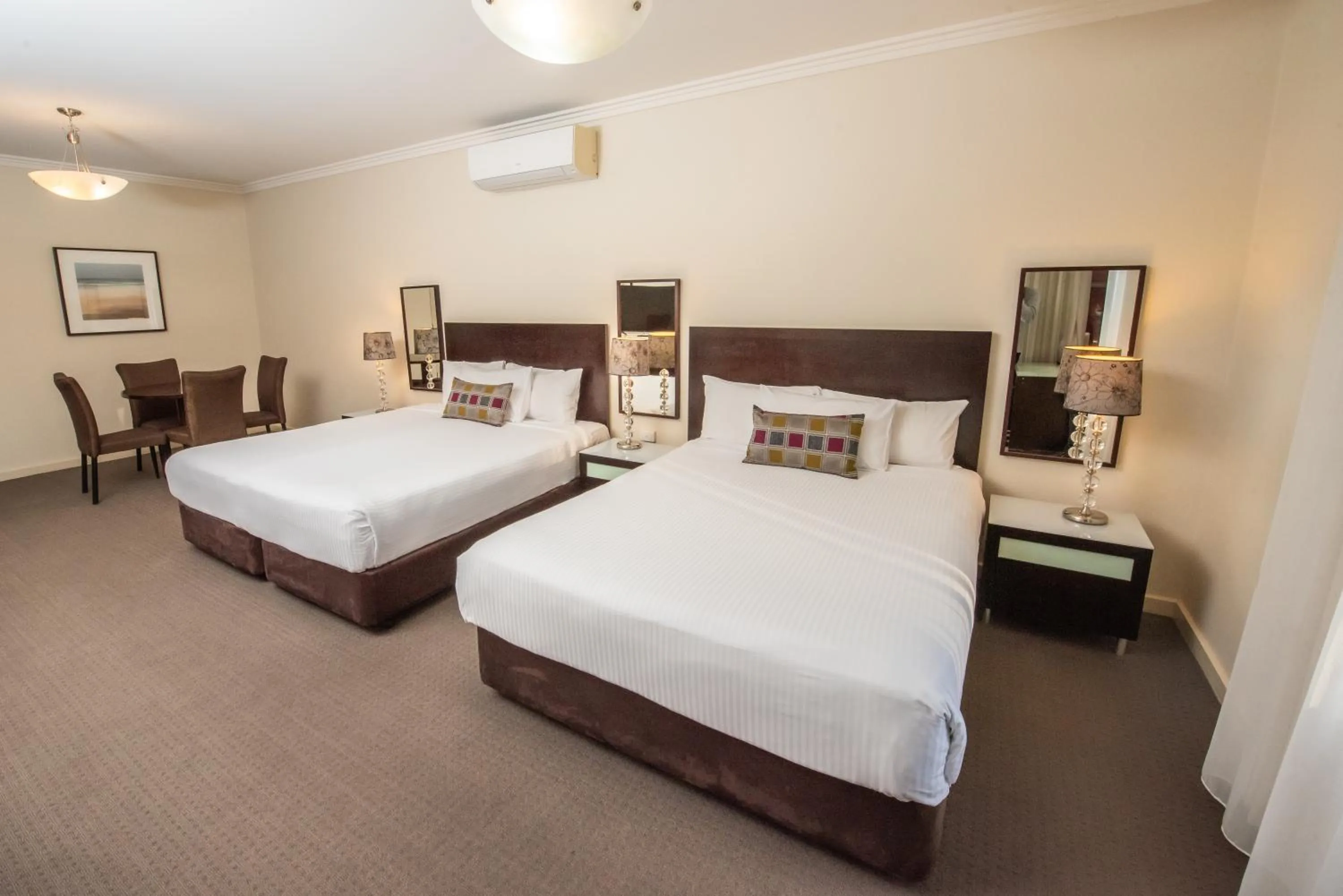 Bedroom, Bed in Best Western Plus Hovell Tree Inn