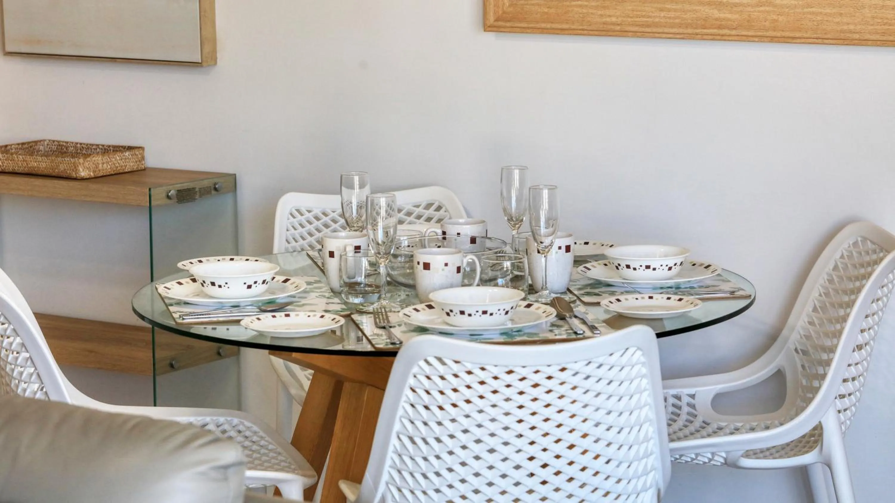 Decorative detail in Merrima Court Holidays