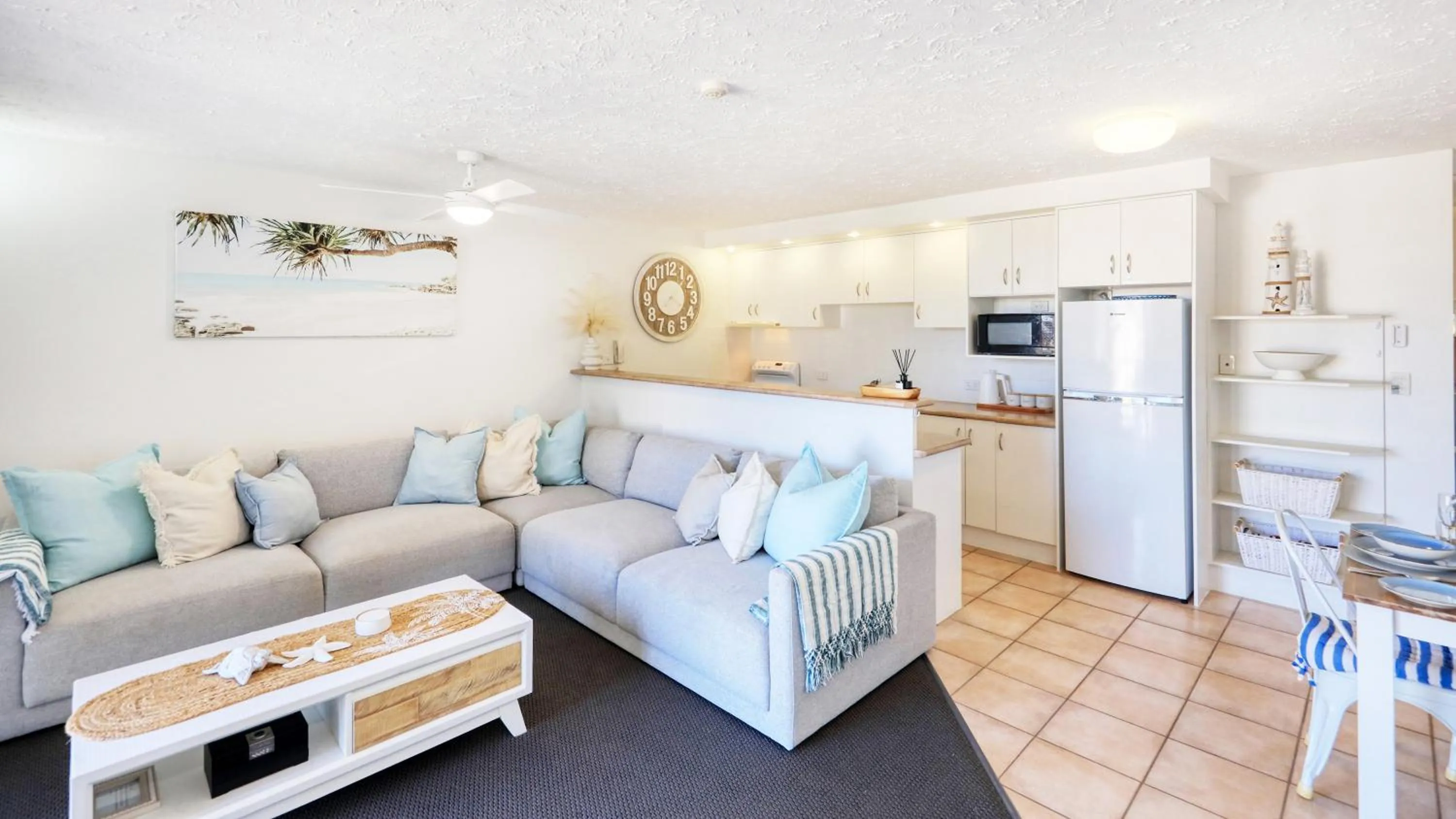 Living room in Merrima Court Holidays