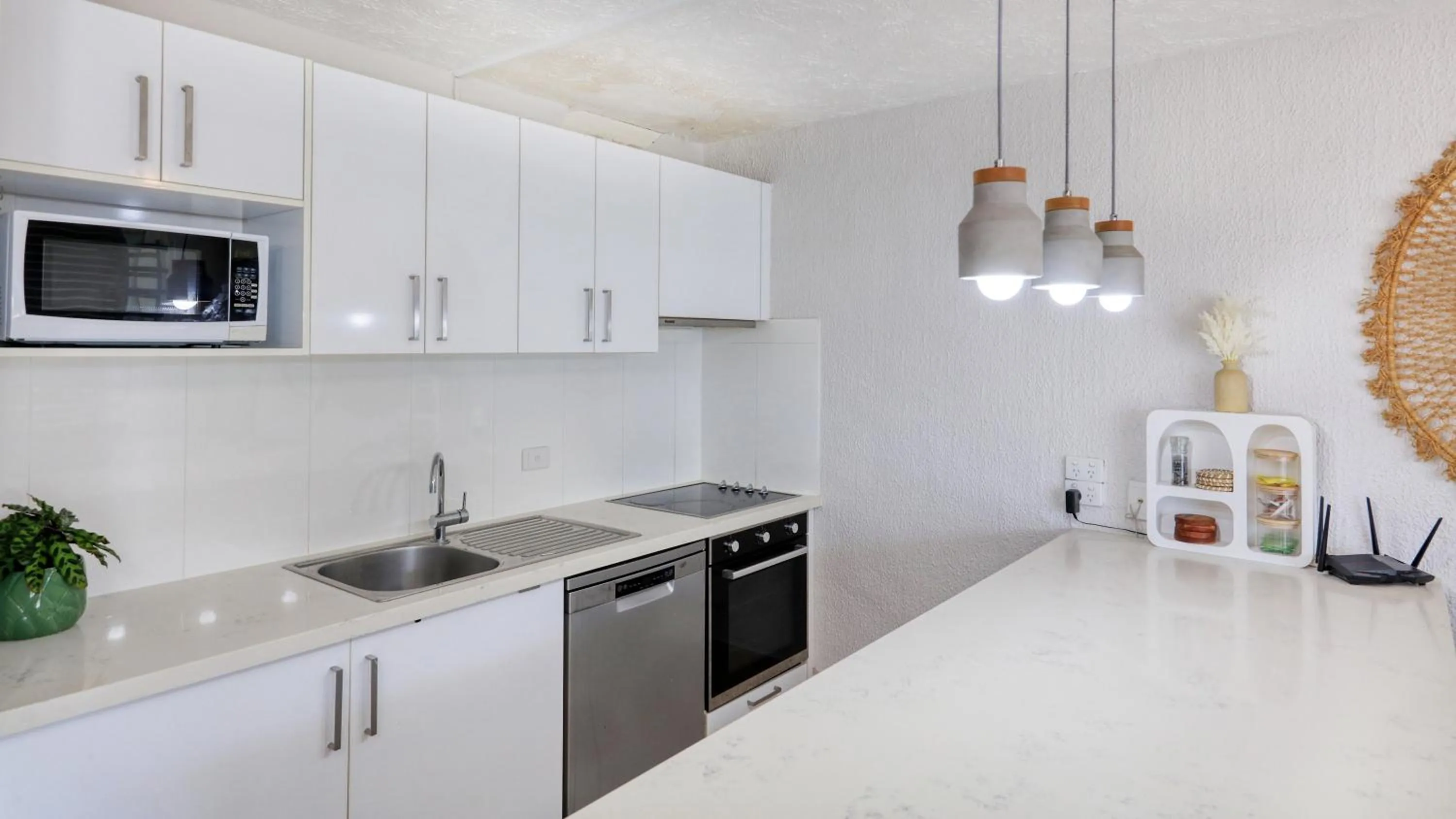 kitchen in Merrima Court Holidays