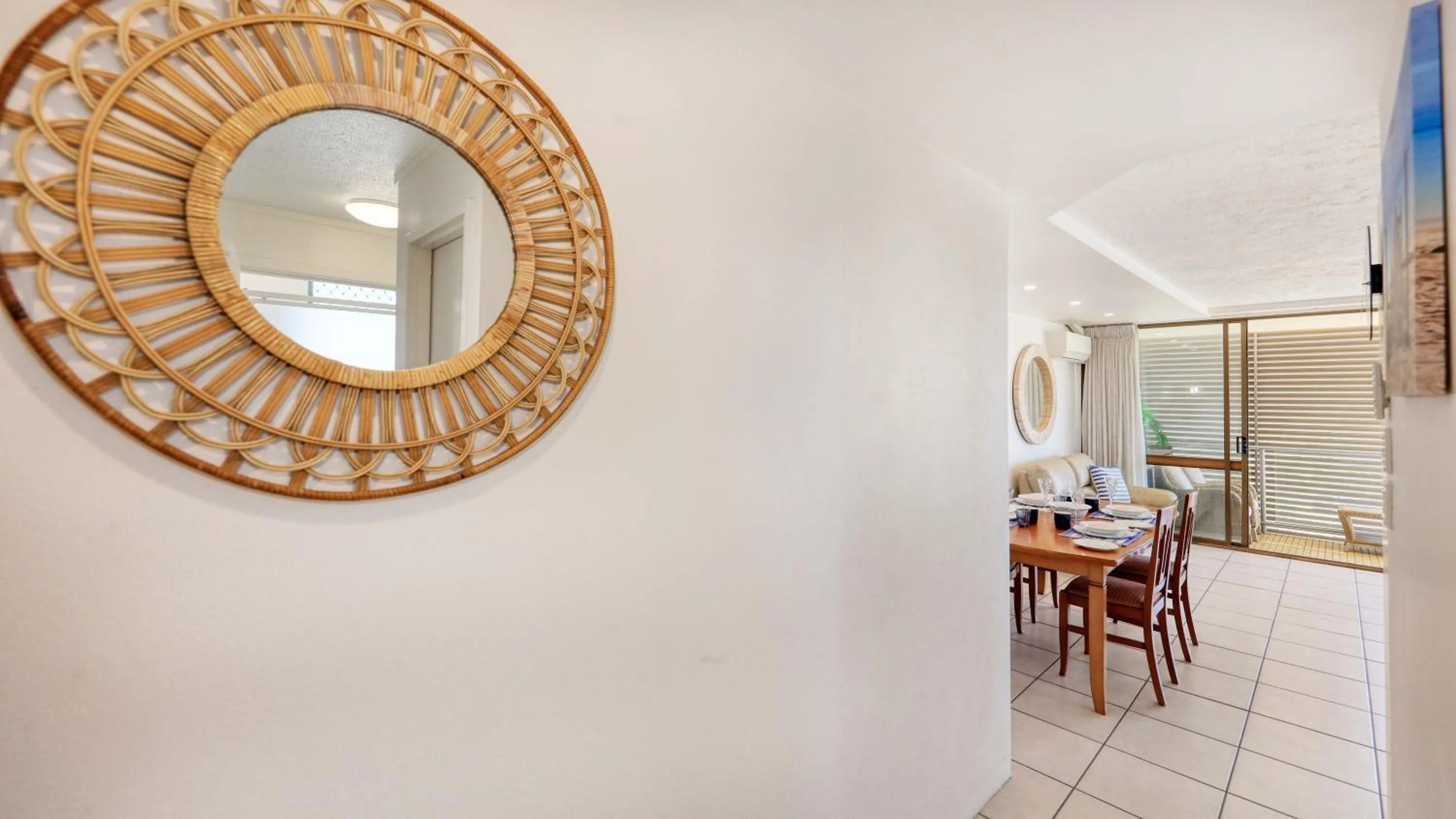 Decorative detail in Merrima Court Holidays