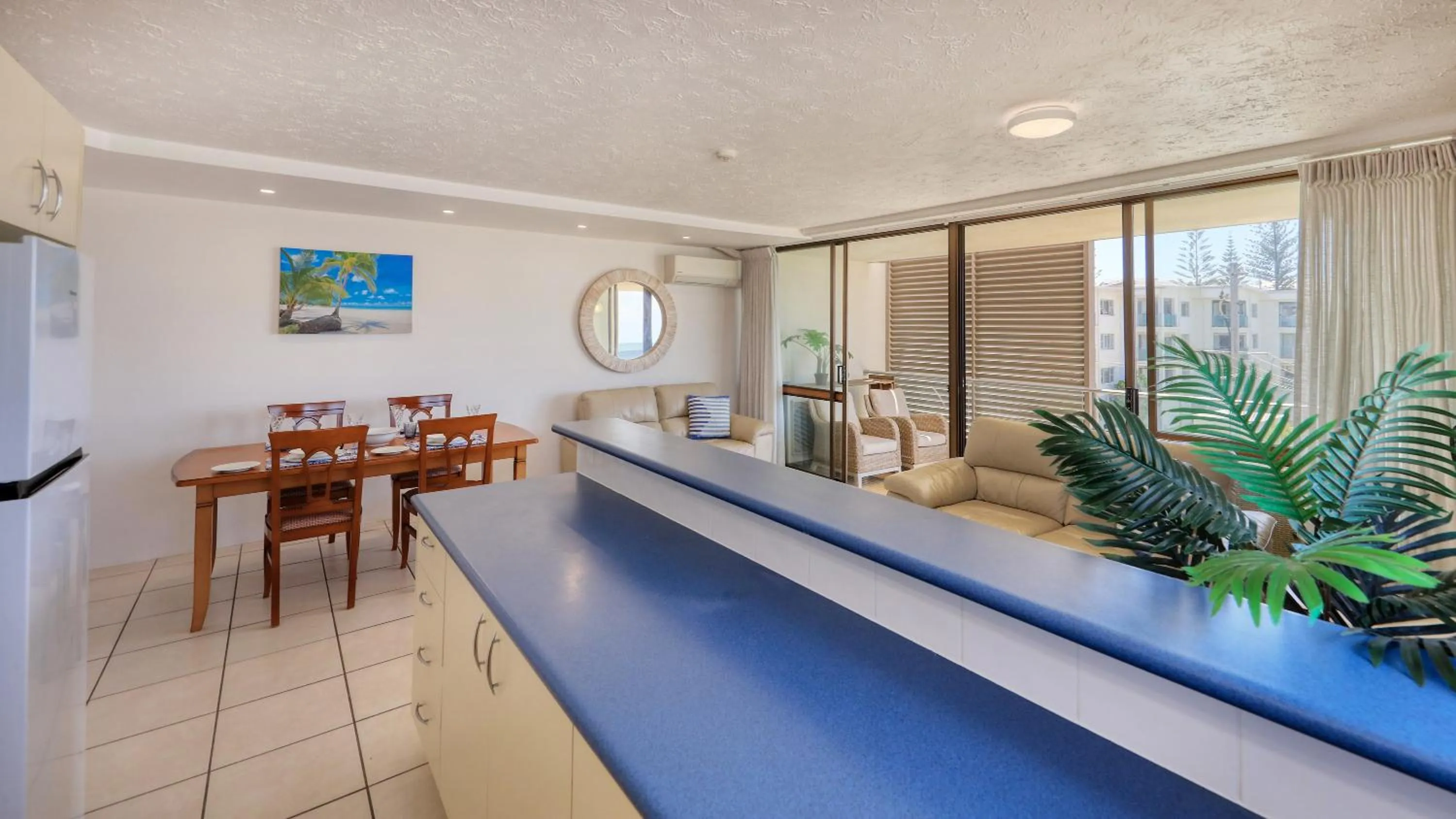 kitchen in Merrima Court Holidays