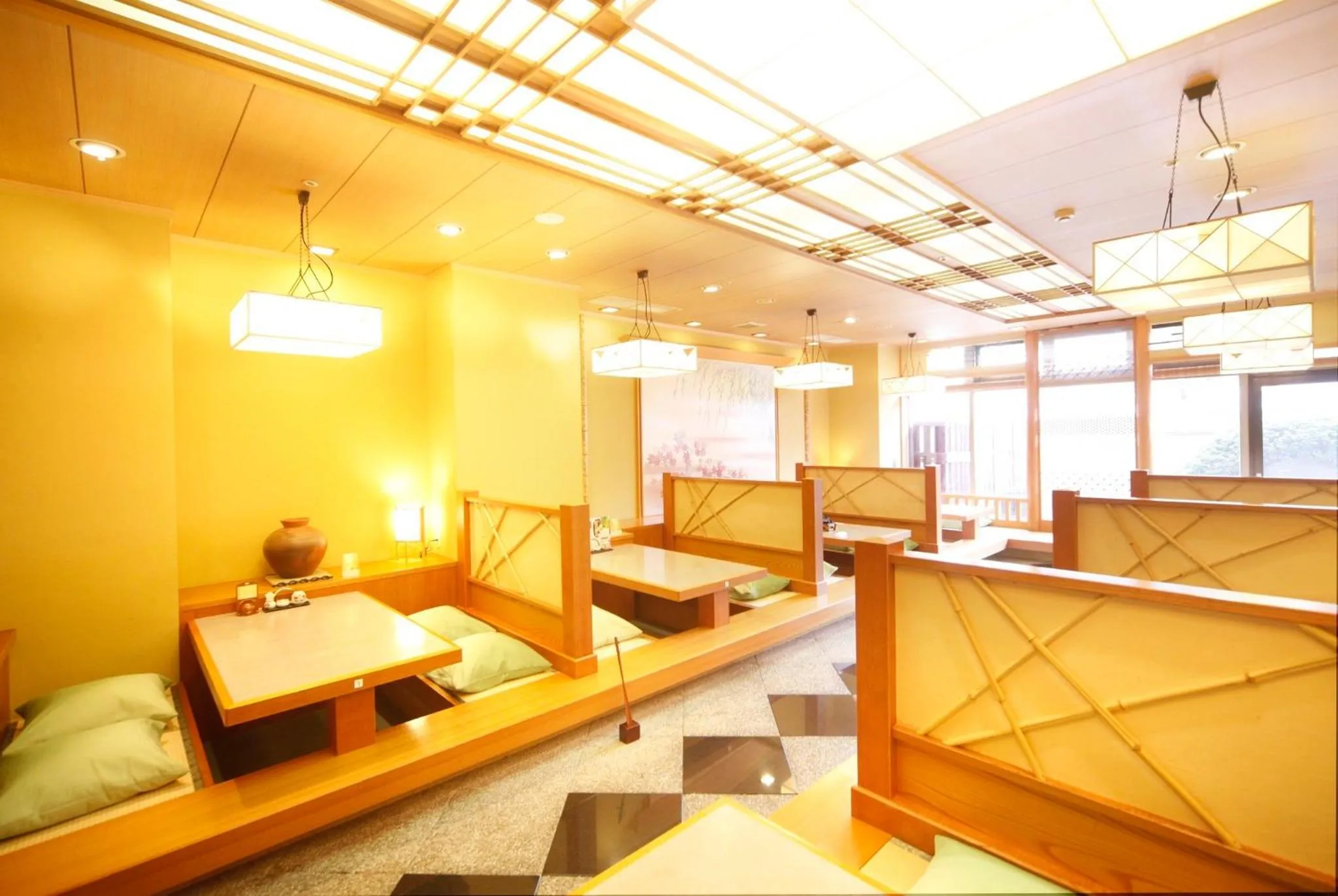 Restaurant/places to eat, Bed in Kotohira Onsen Kotosankaku