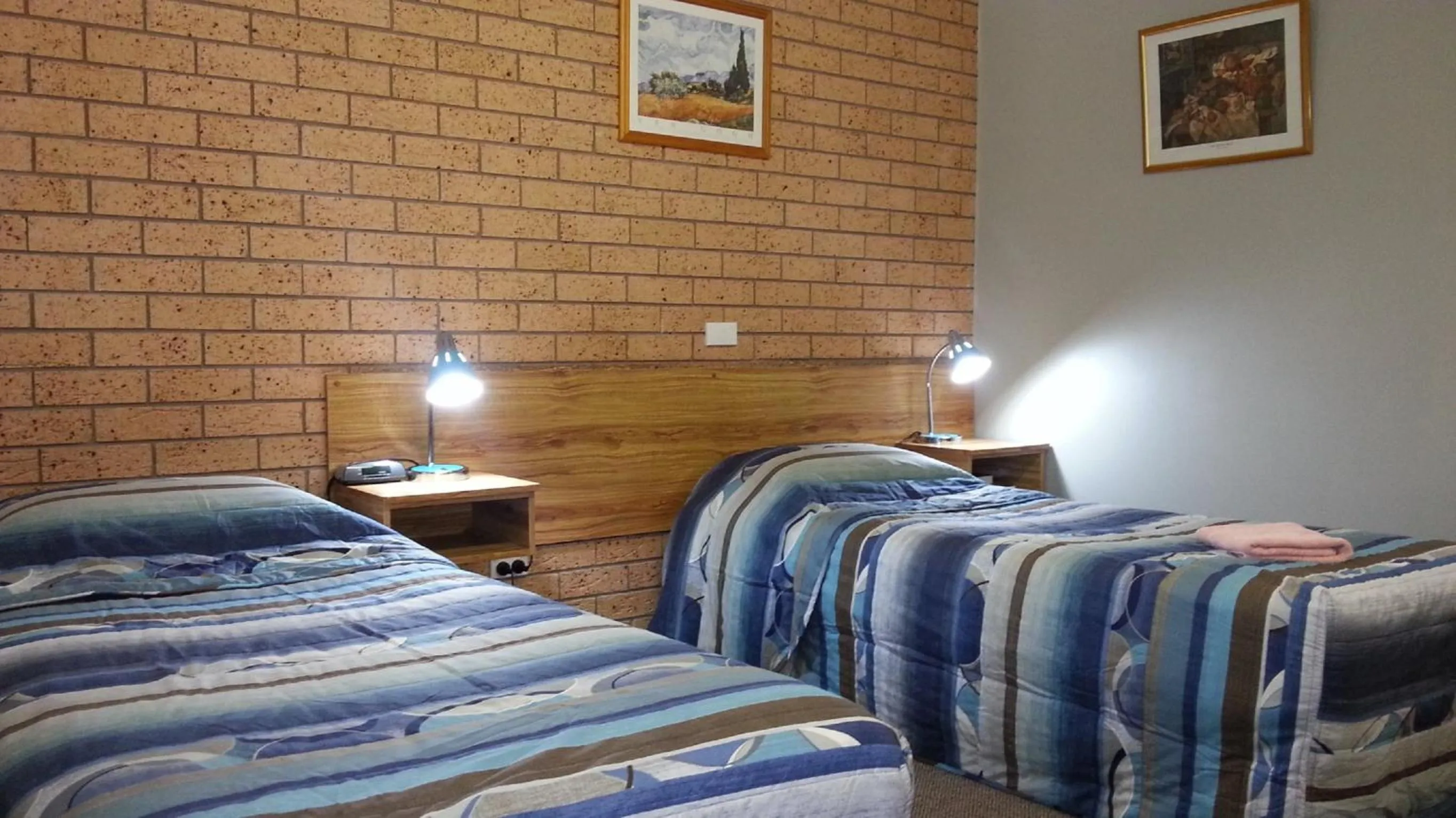 Bed in Three Ways Motel