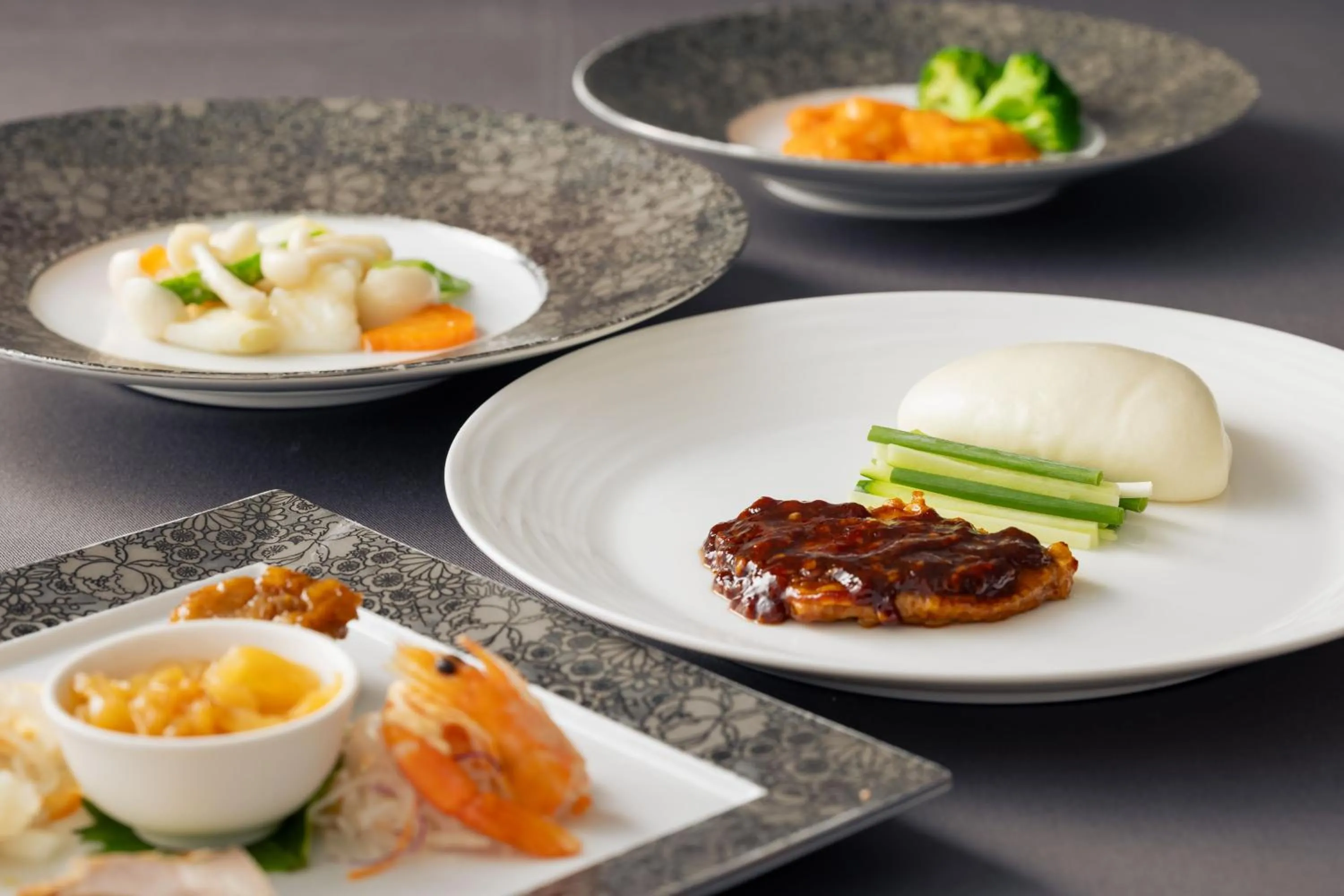 Restaurant/places to eat in Rihga Royal Hotel Hiroshima