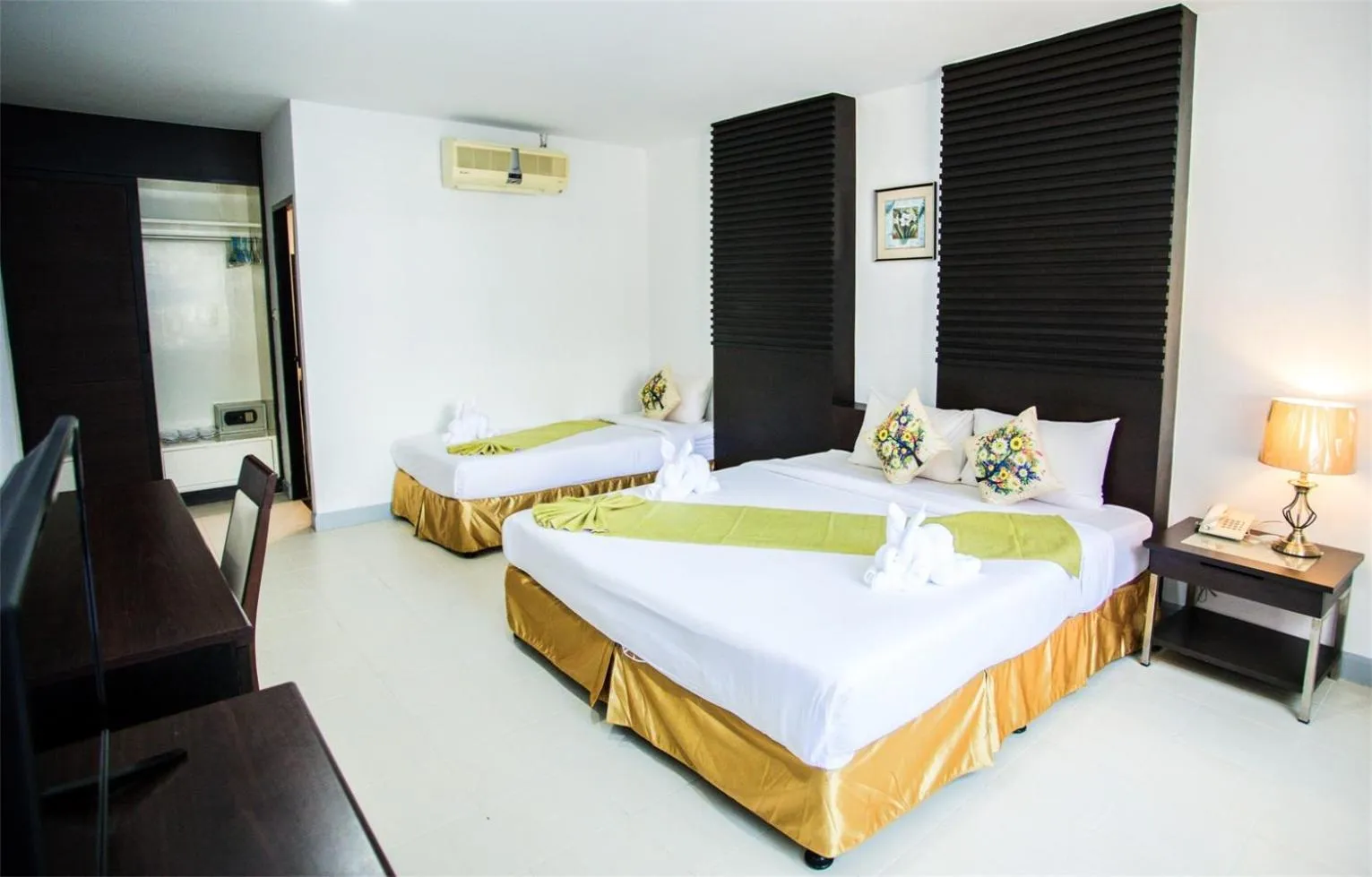 Bed in Sino House Patong