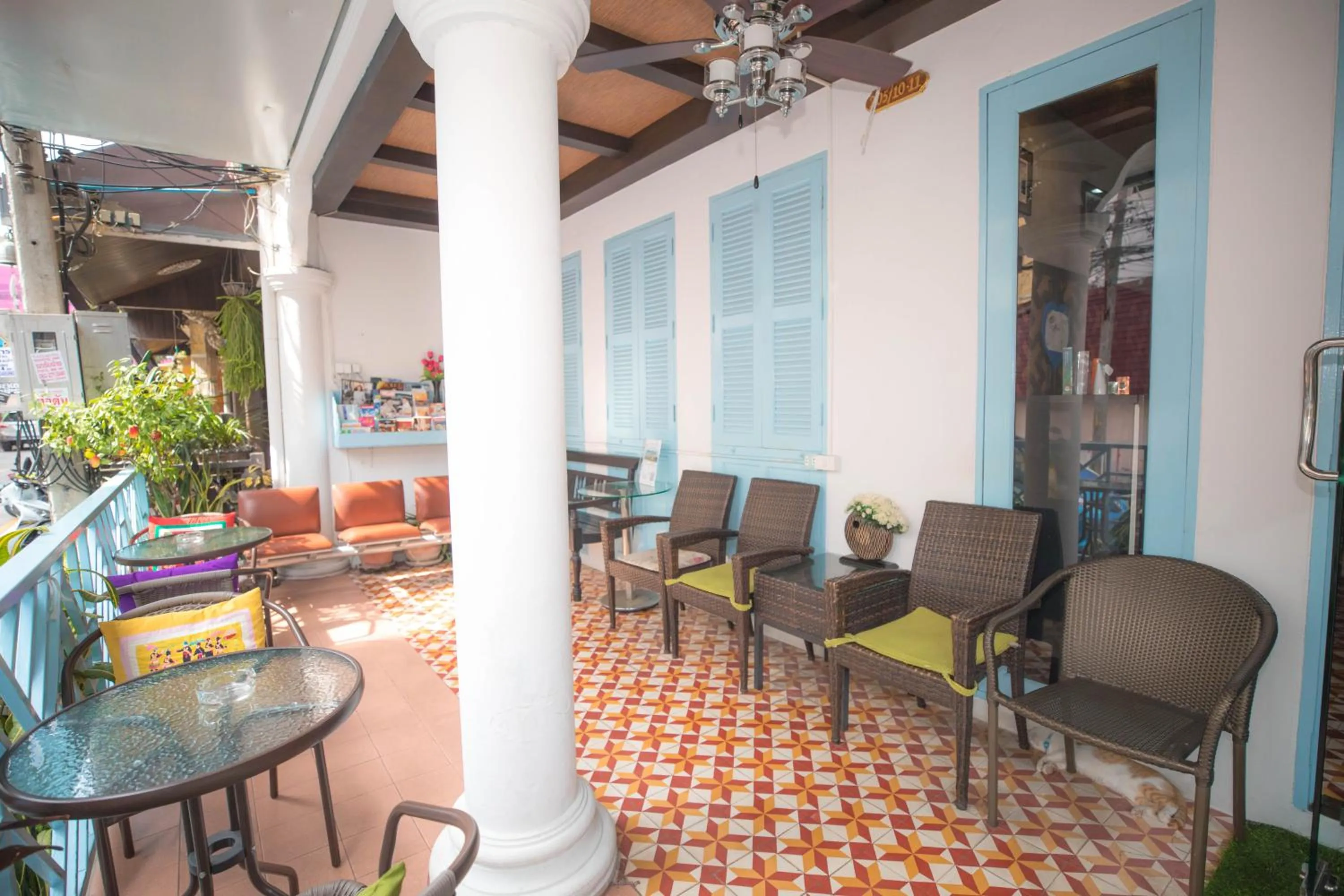 Lounge or bar in Sino House Patong