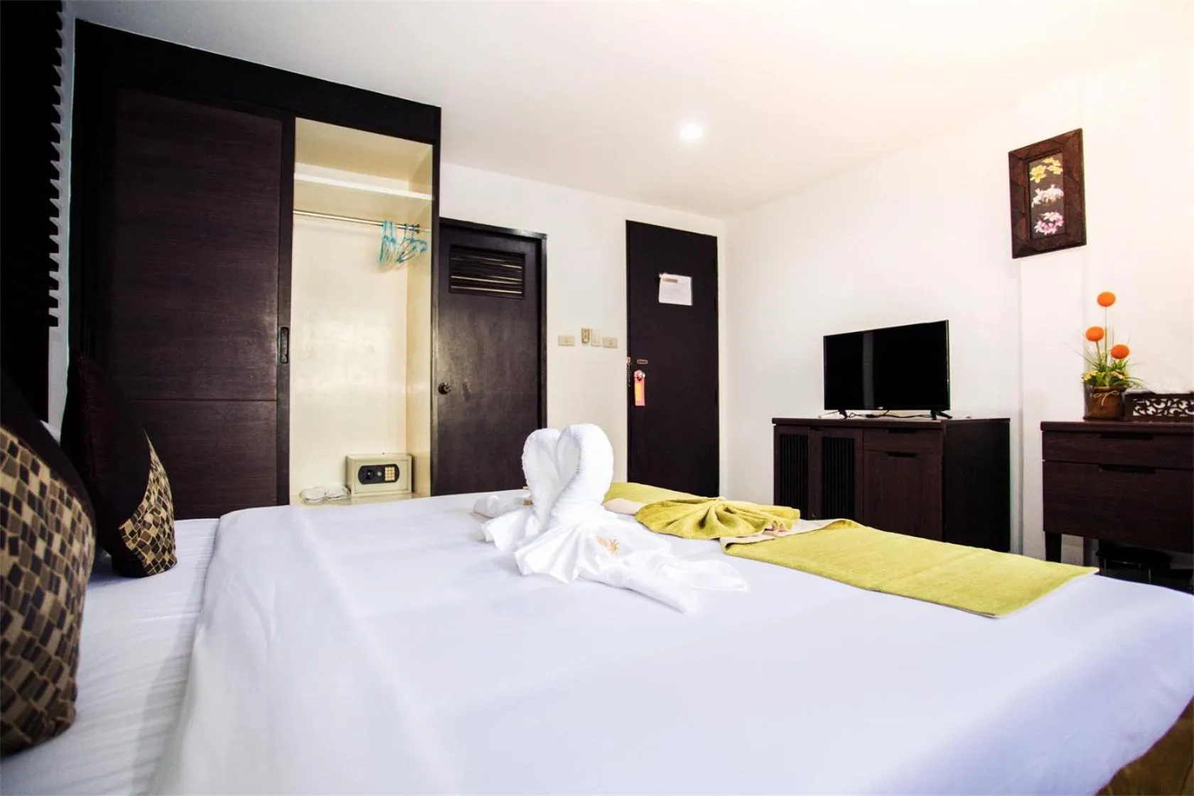 Bed in Sino House Patong