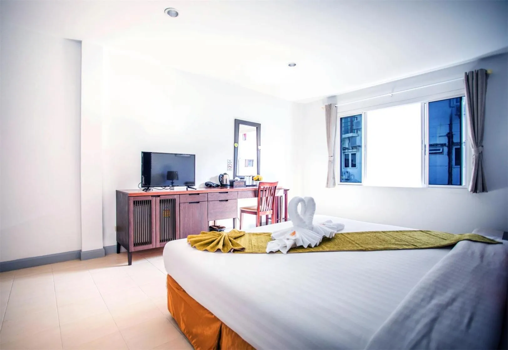 Bed in Sino House Patong