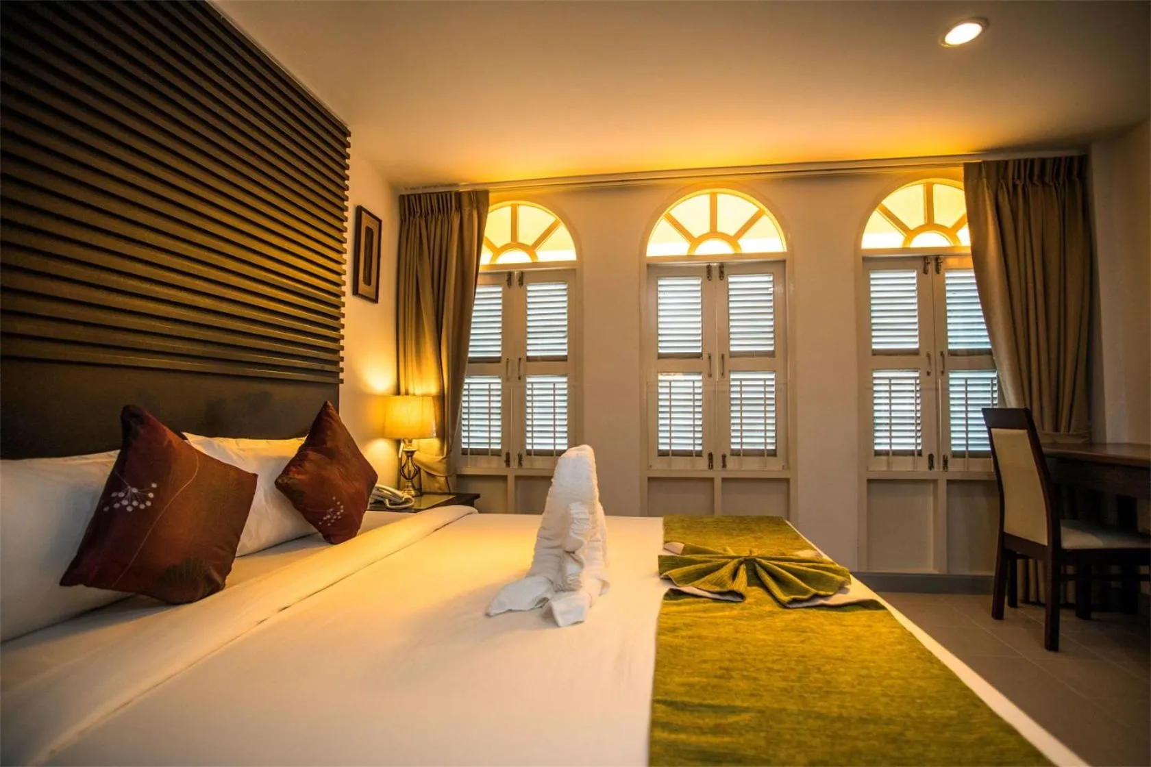 Bed in Sino House Patong