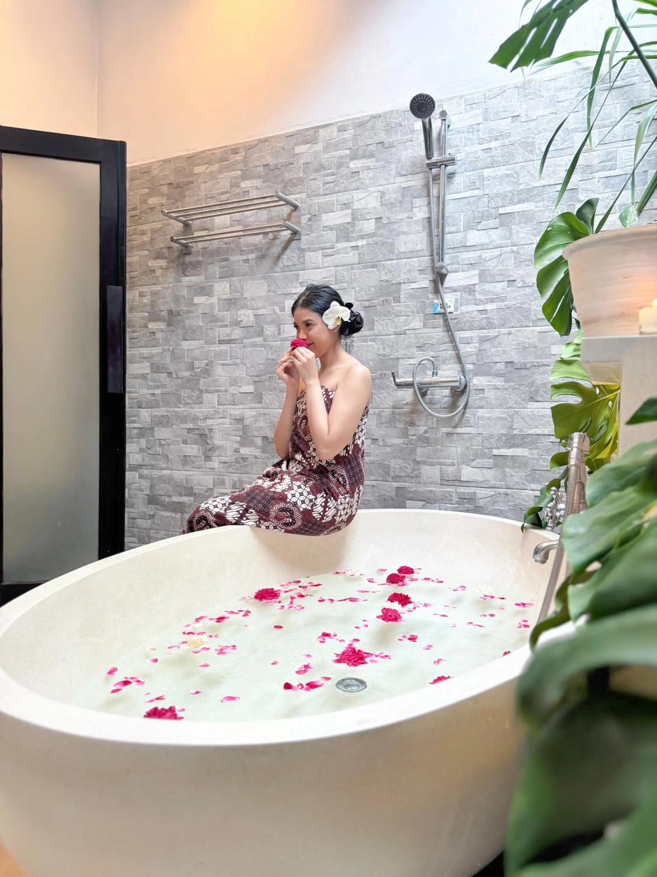 Massage in Rumah Mertua Heritage