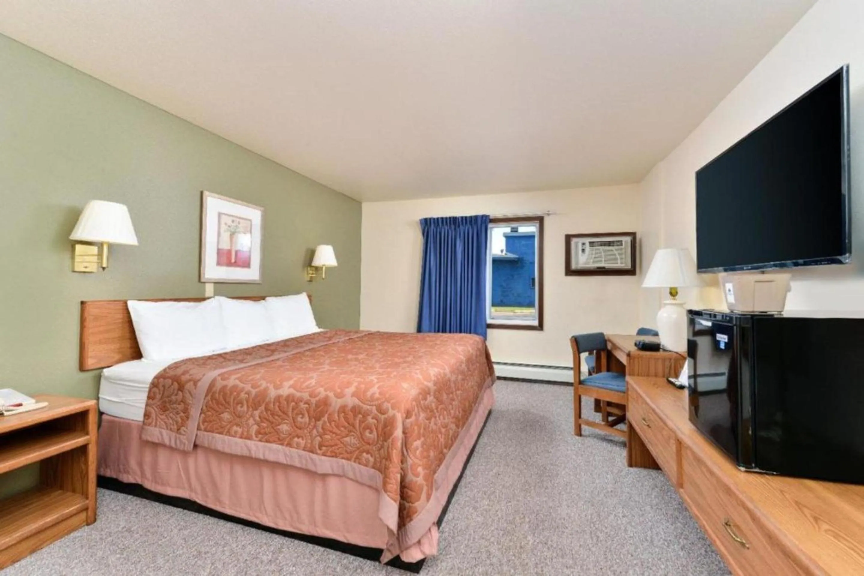 Bedroom, Bed in Love Hotels Staples by OYO at HWY 10 MN