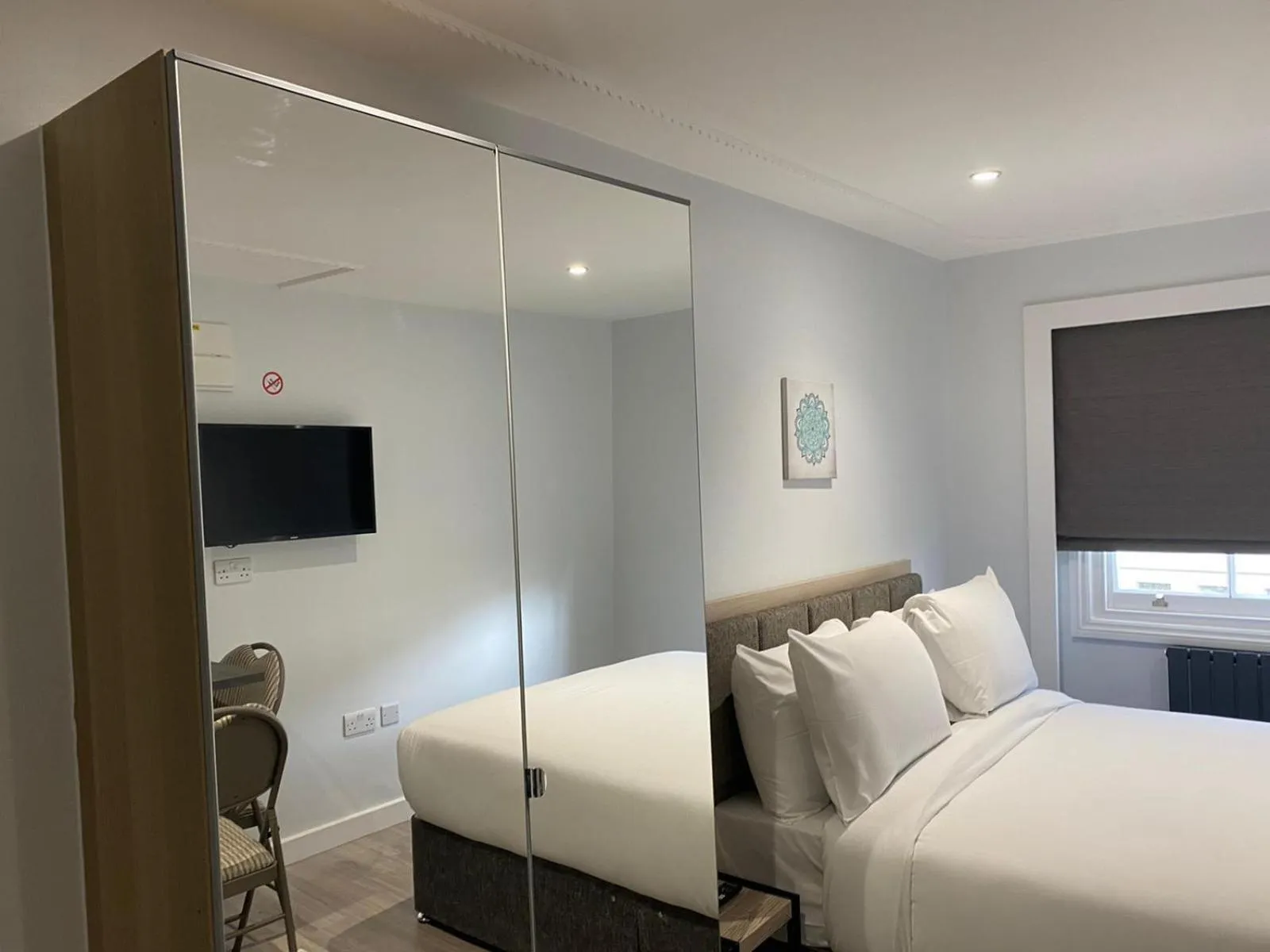 Bedroom, Bed in MSK Premium