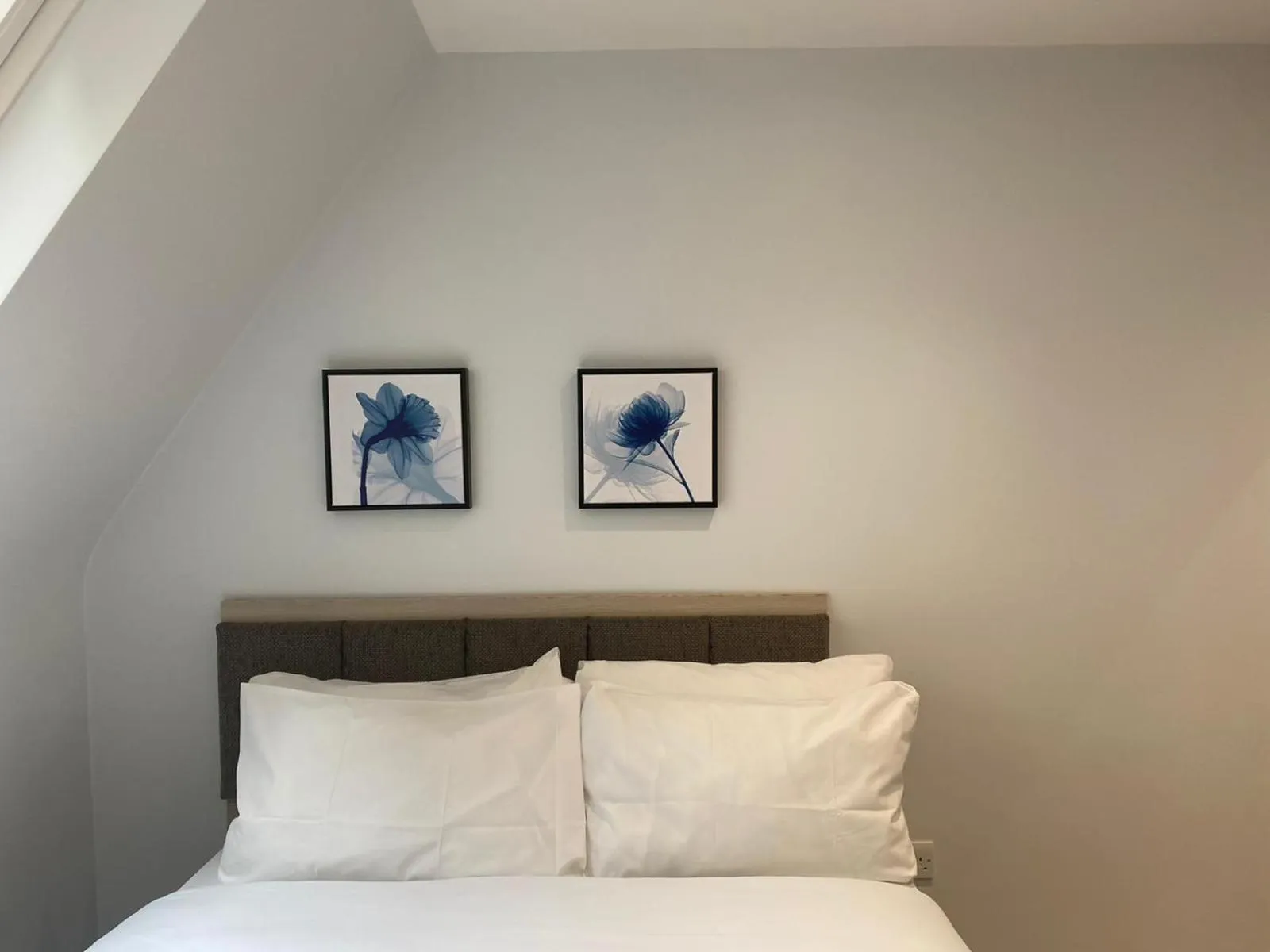 Bedroom, Bed in MSK Premium