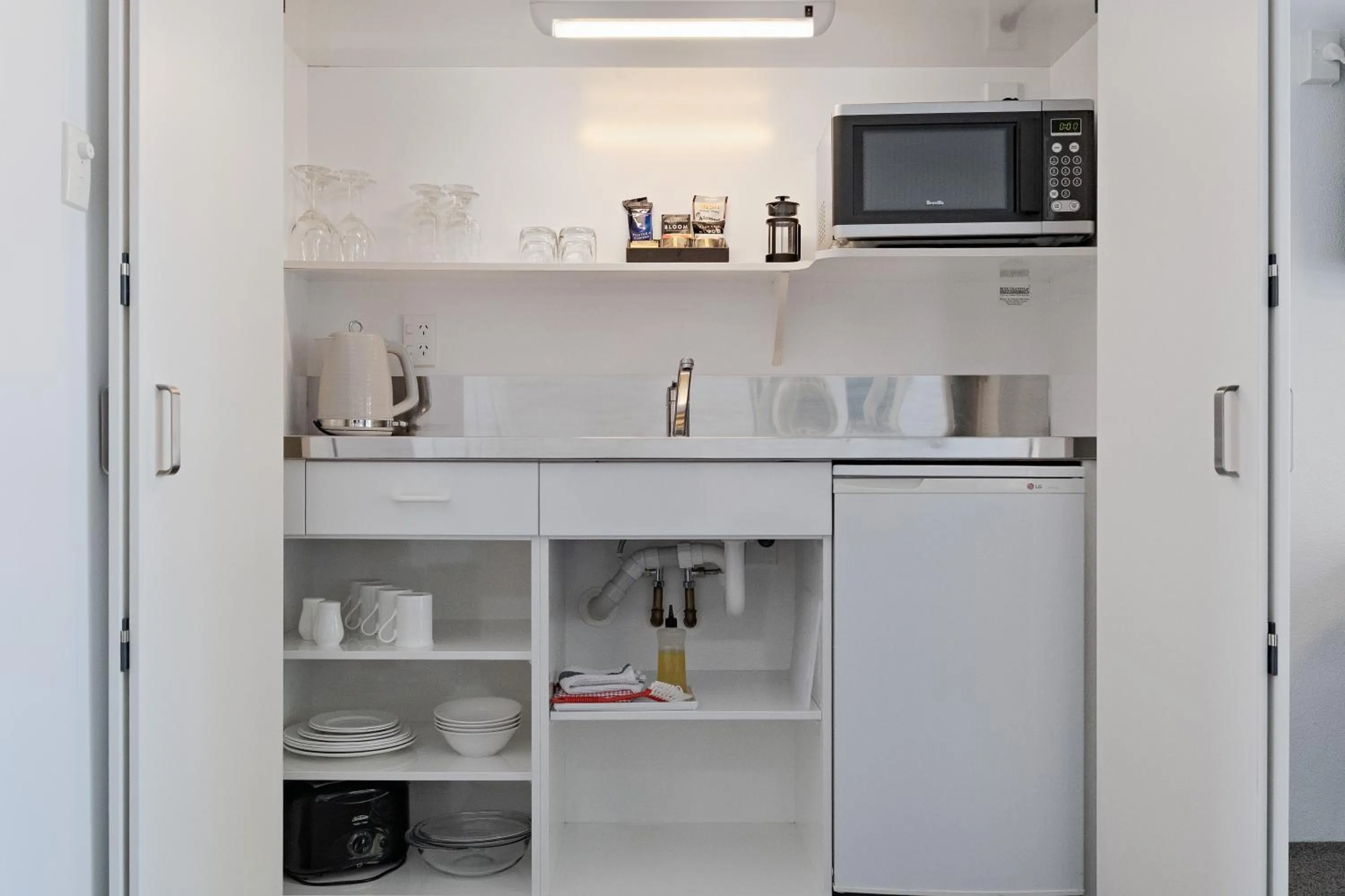 Kitchen or kitchenette in The Tauranga on the Waterfront