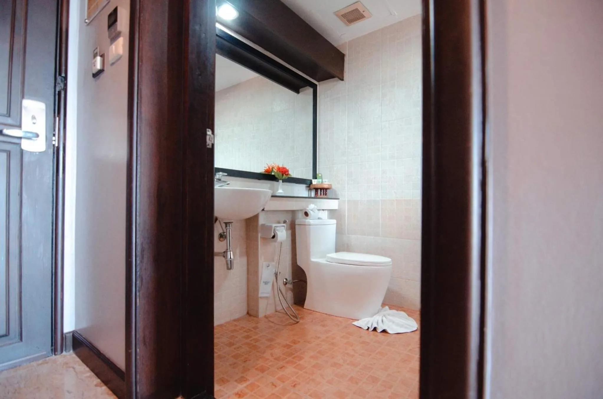 Bathroom in C & N Resort and Spa - SHA Extra Plus