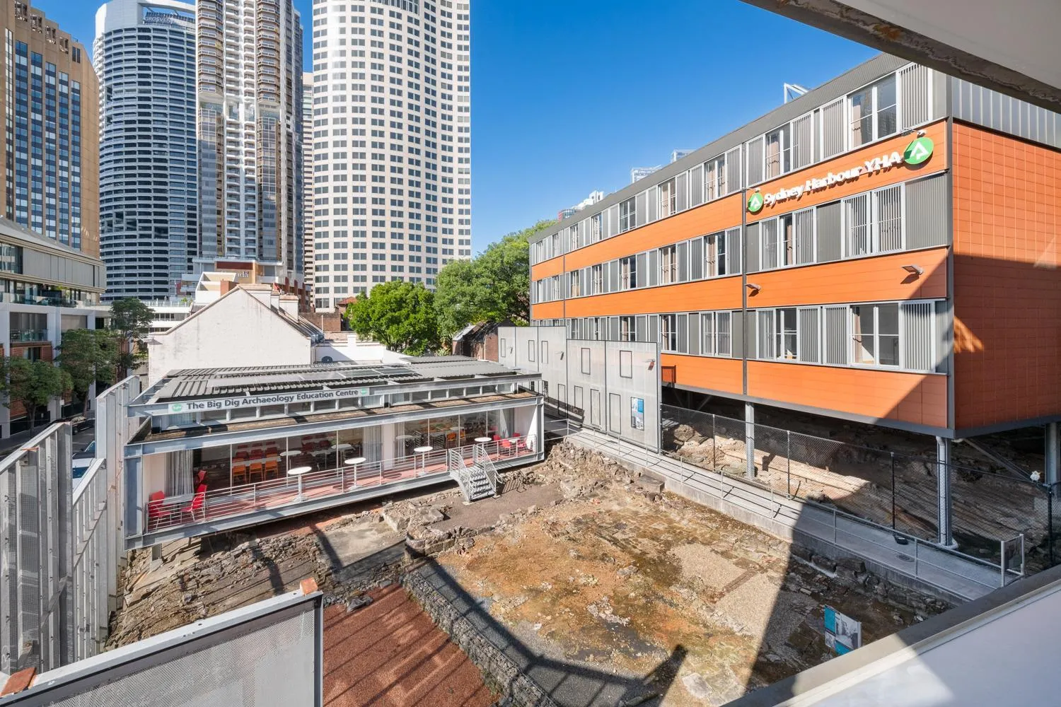 Property building in YHA Sydney Harbour